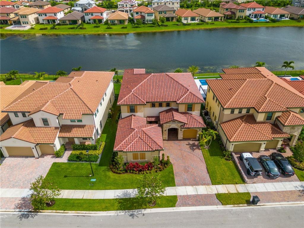 Parkland Bay 183-49 B - Residential