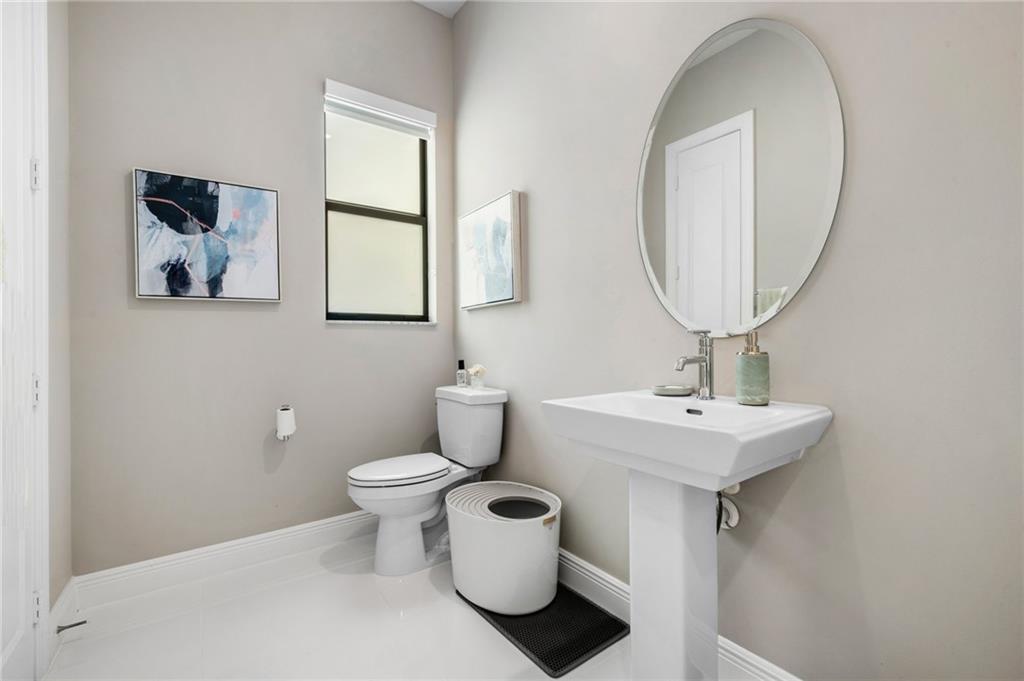 Parkland Bay 183-49 B - Residential