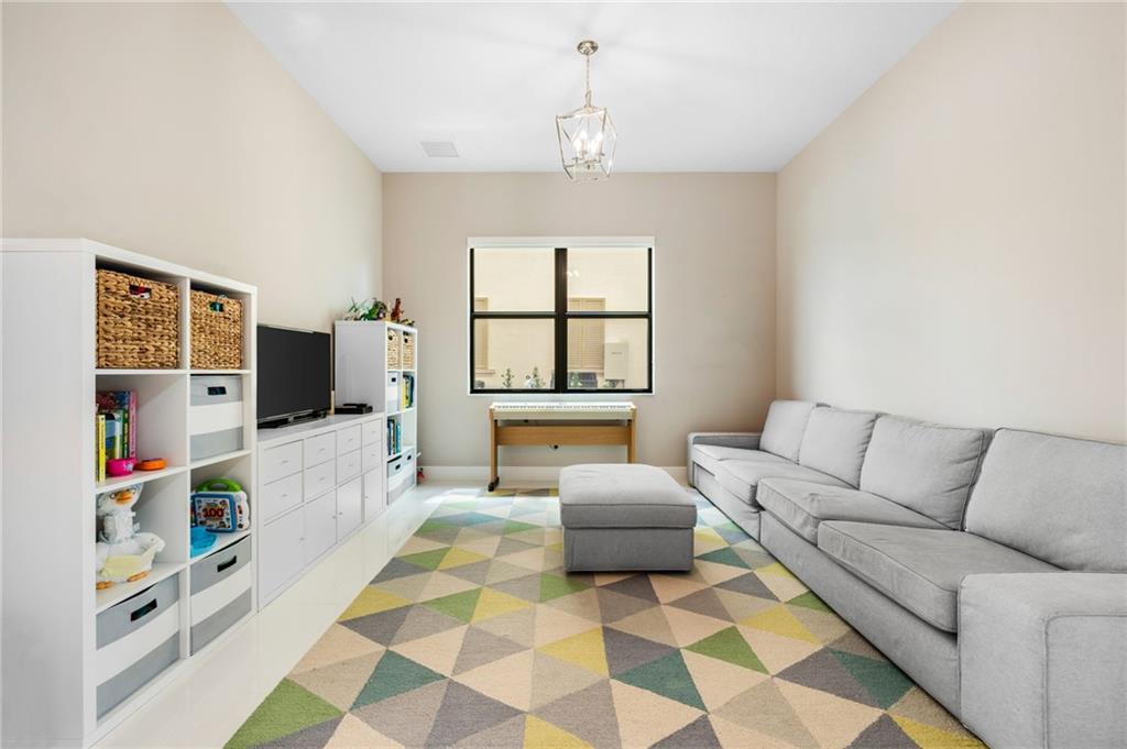 Parkland Bay 183-49 B - Residential
