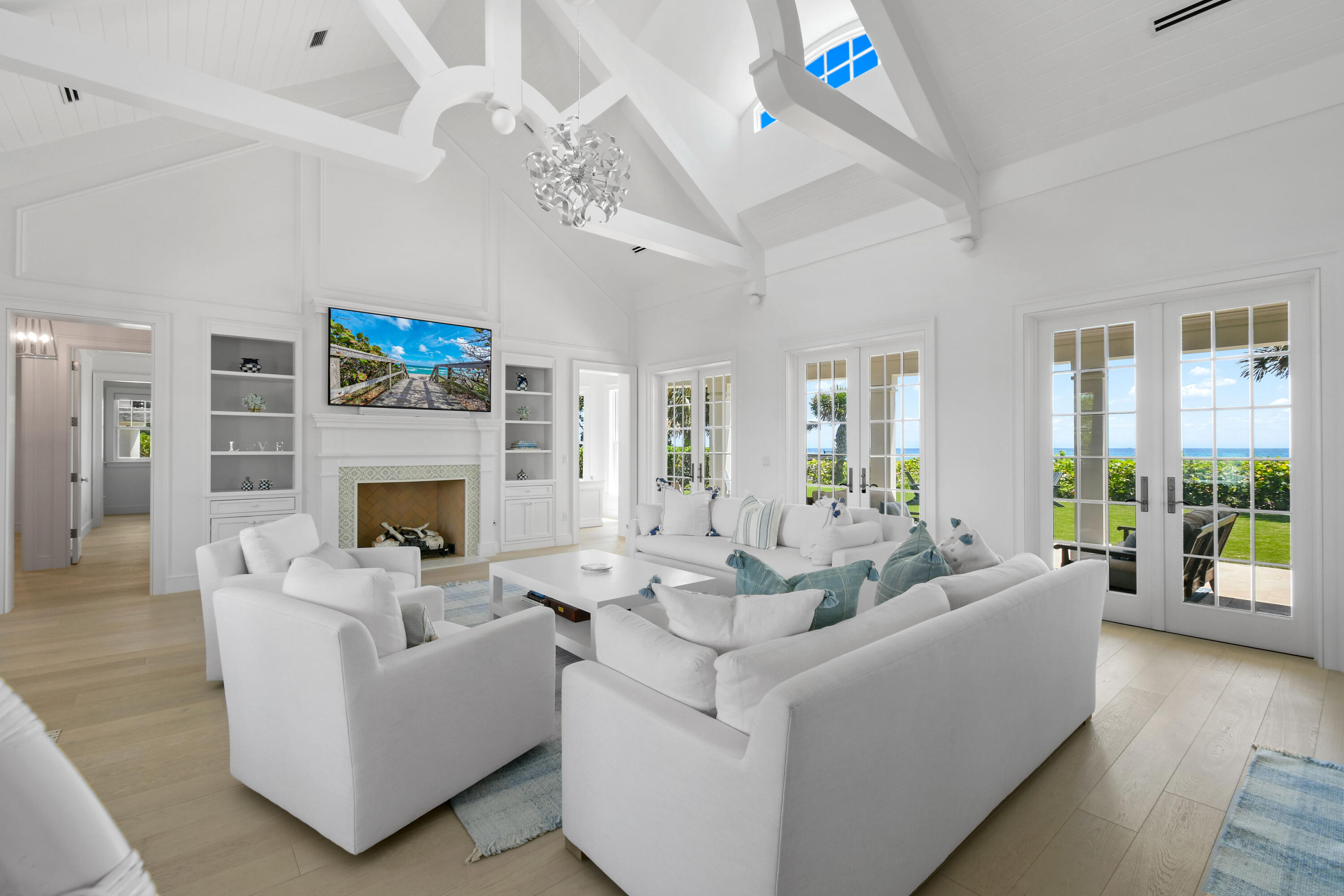 JUNO BEACH - Residential