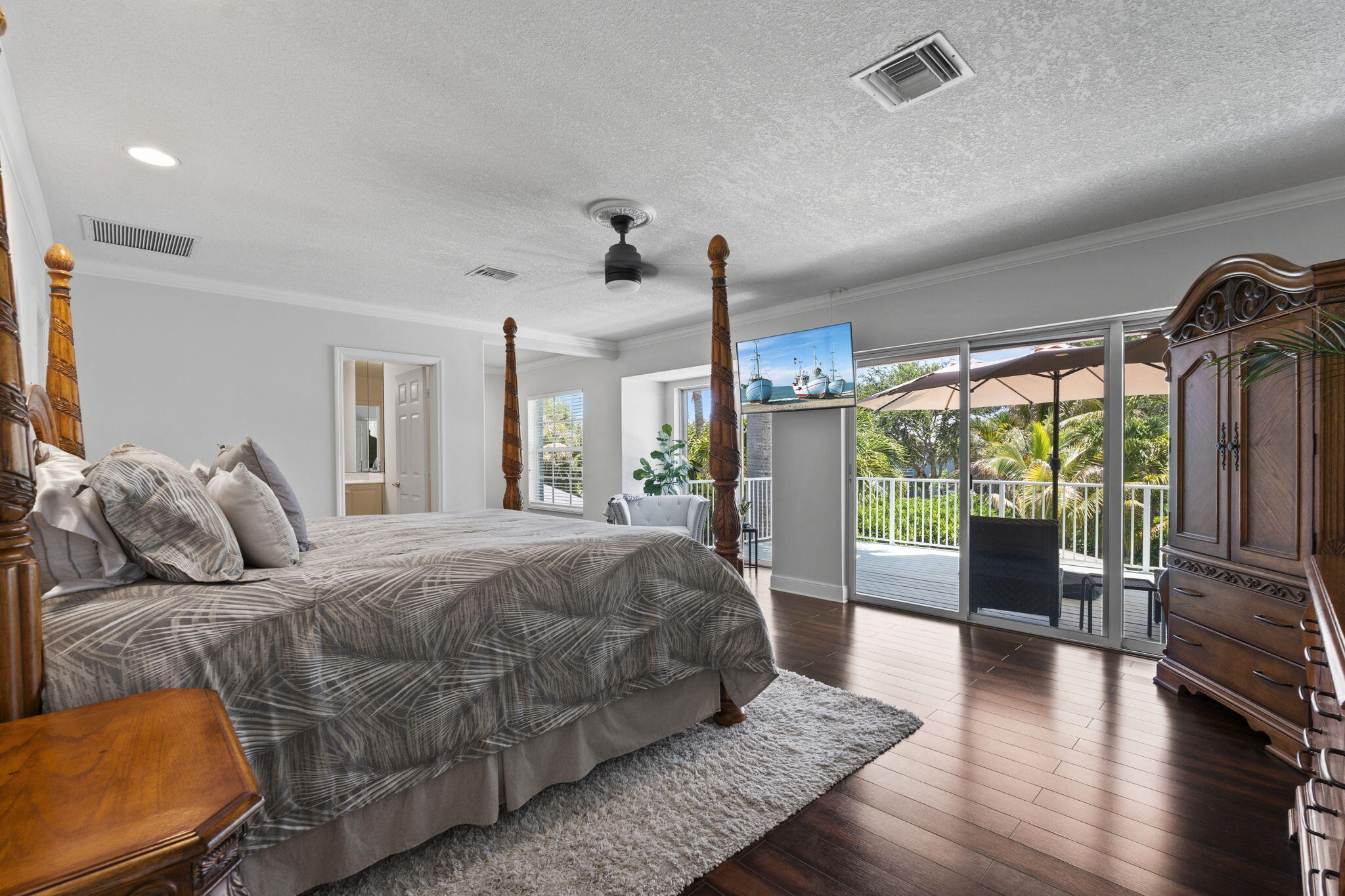 THE REEF (AKA COLONY OF ROCKY POINT) - Residential