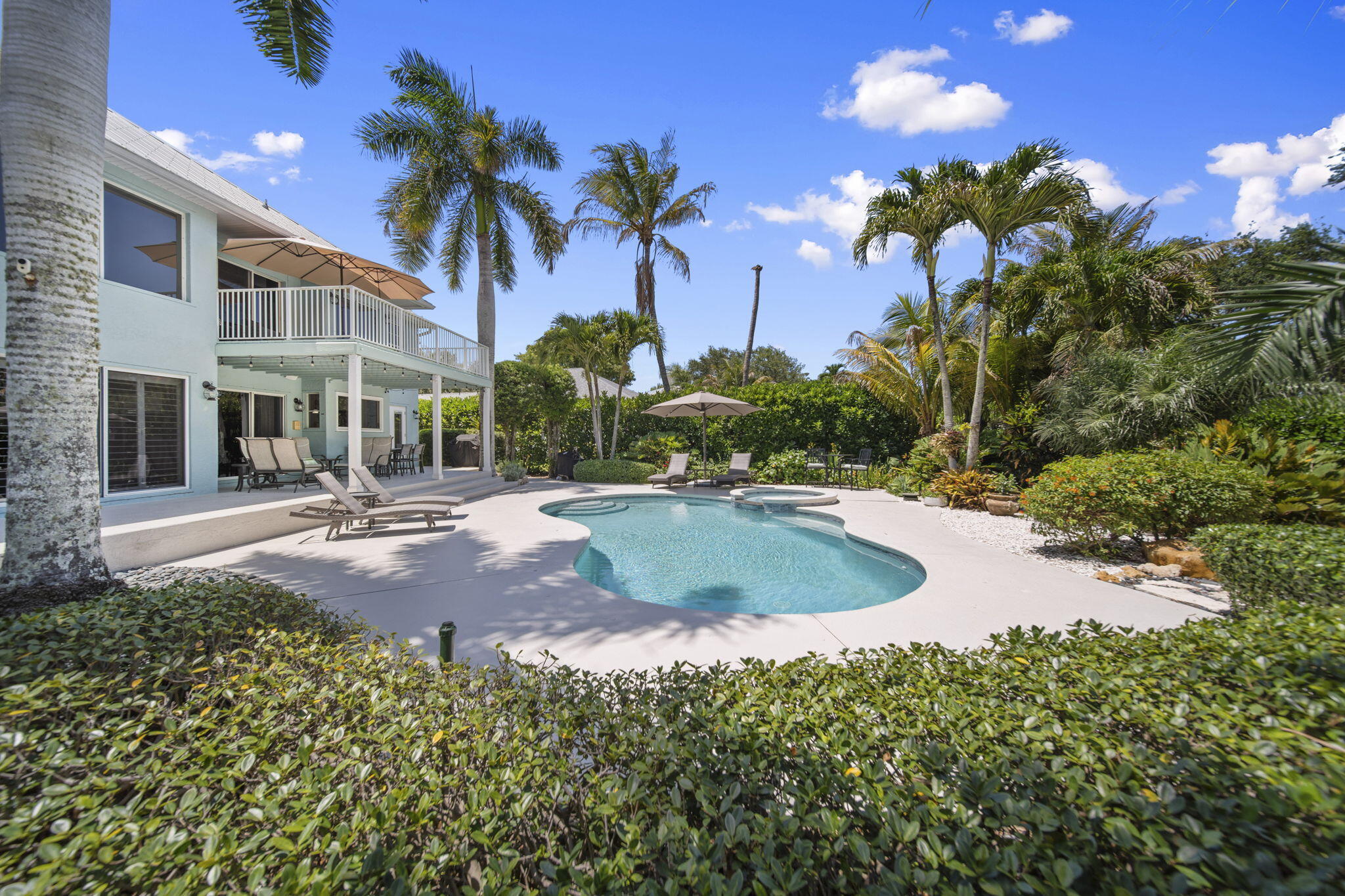 THE REEF (AKA COLONY OF ROCKY POINT) - Residential