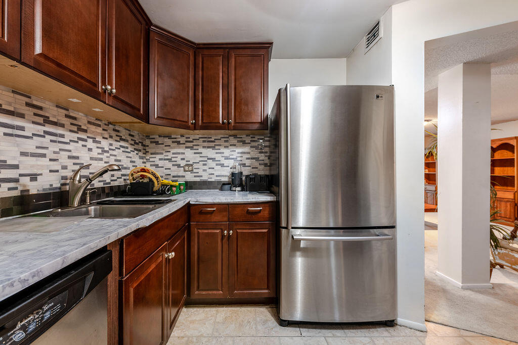 INTERNATIONAL VILLAGE AT - Residential Lease