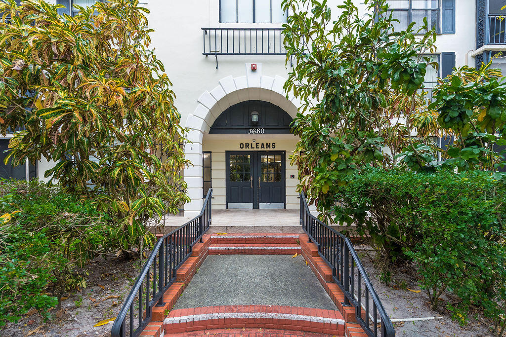 INTERNATIONAL VILLAGE AT - Residential Lease