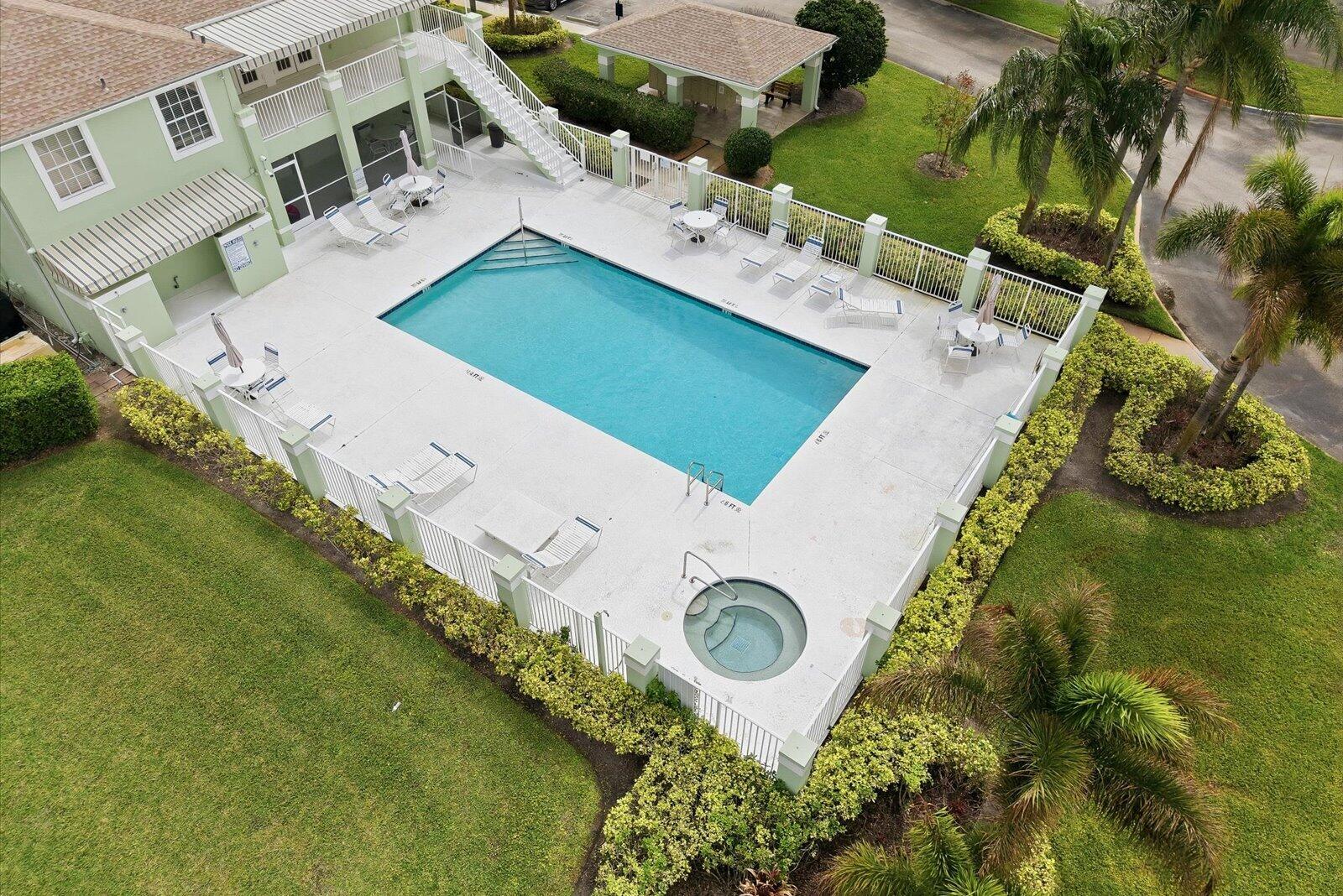 MEADOWS AT PORT ST LUCIE BUILDINGS L/M - Residential