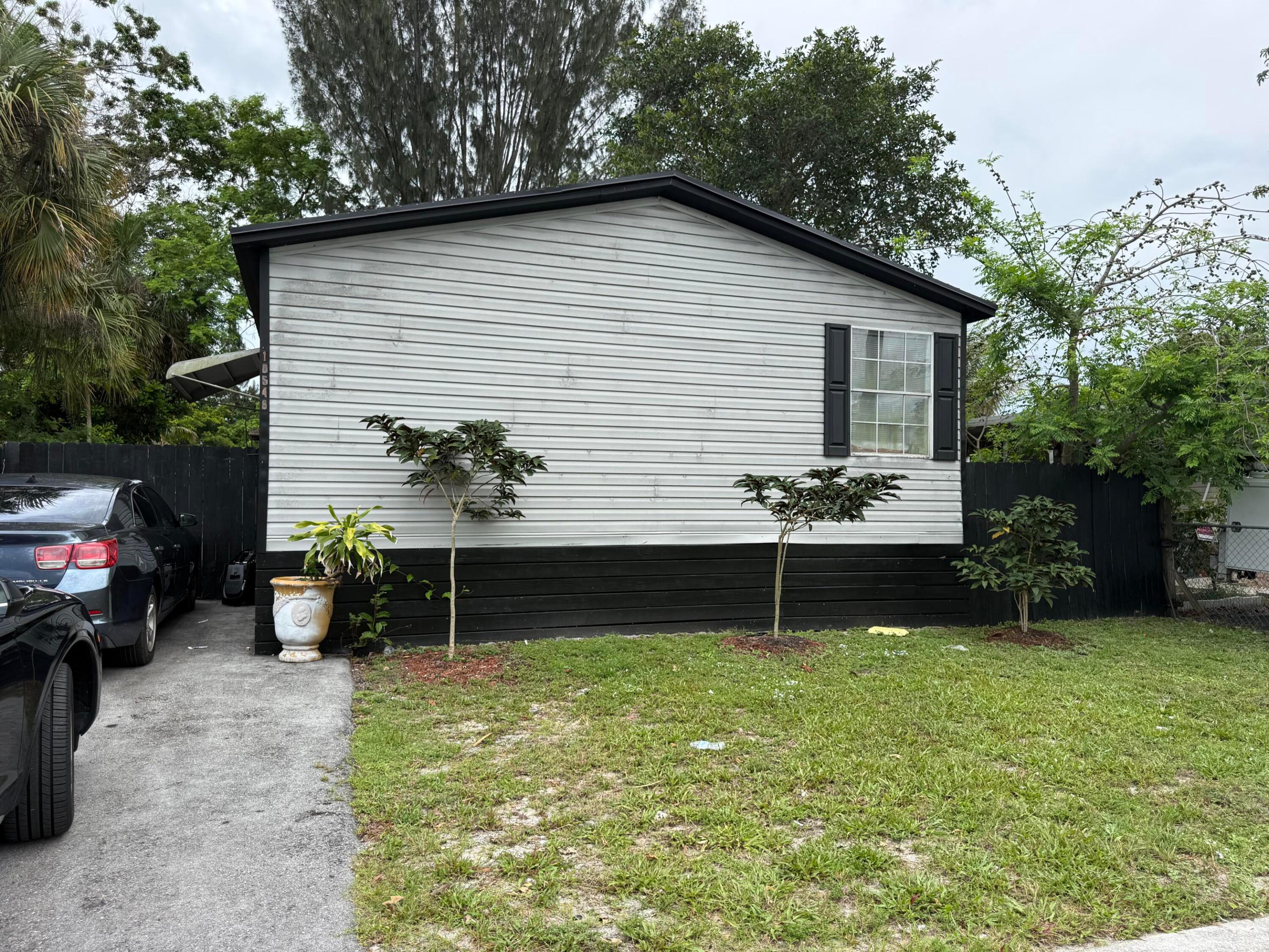 Investor Opportunity! Spacious 4-bedroom mobile home with a tenant already in place, providing immediate rental income. Perfect for investors seeking a cash-flowing property with strong rental potential. Conveniently located near shopping, dining, and major roadways. Don't miss this turnkey investment opportunity!