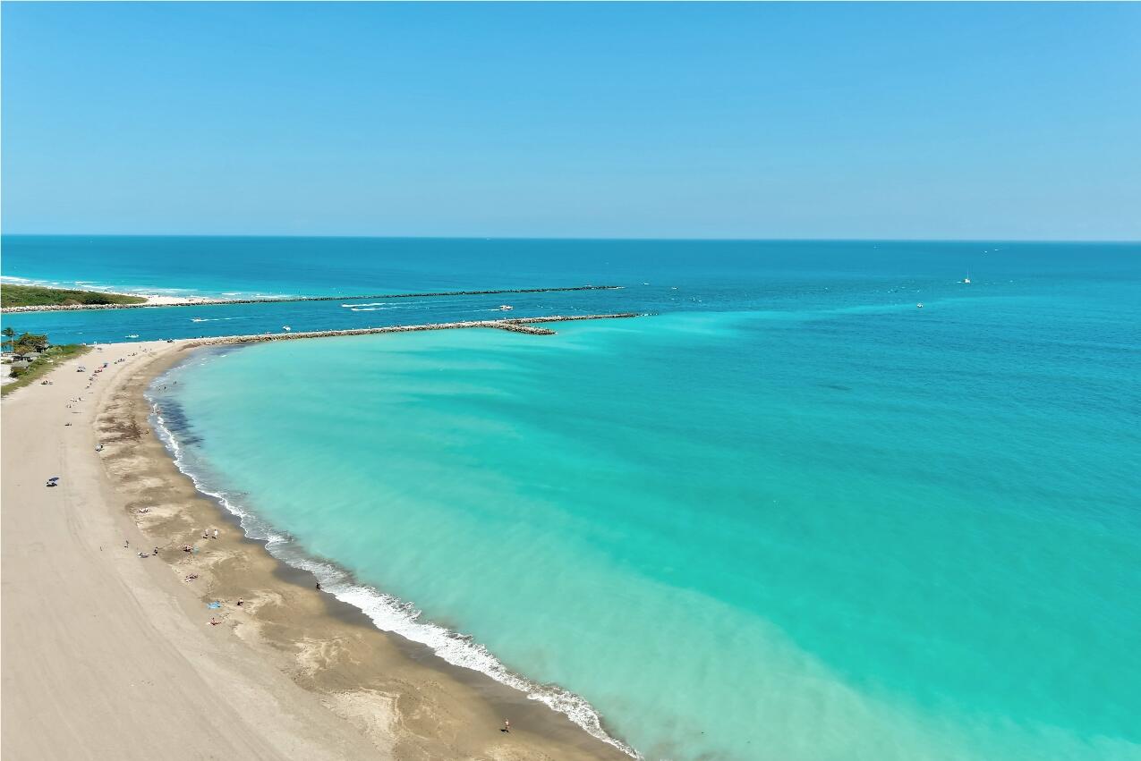 AVALON BEACH CLUB, A CONDOMINIUM - Residential