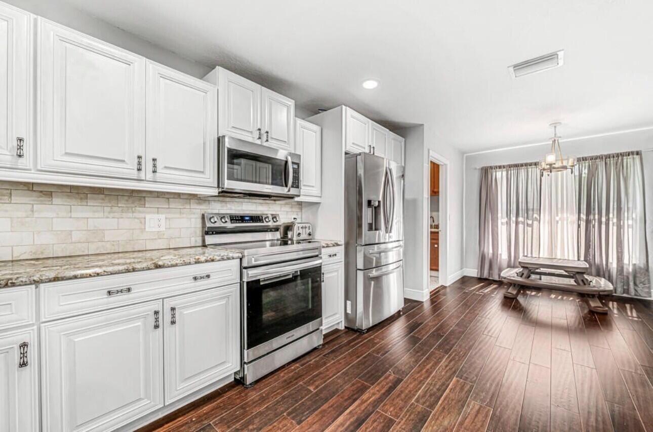FLORIDA GARDENS 4 - Residential Lease
