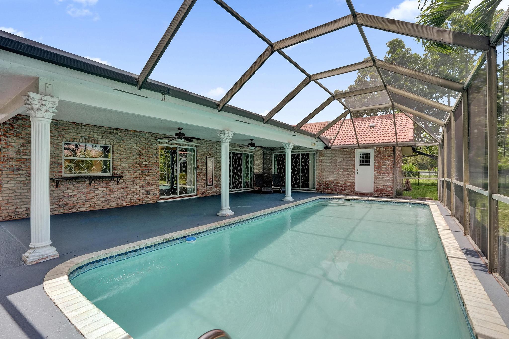 Coral Springs Country Club - Residential
