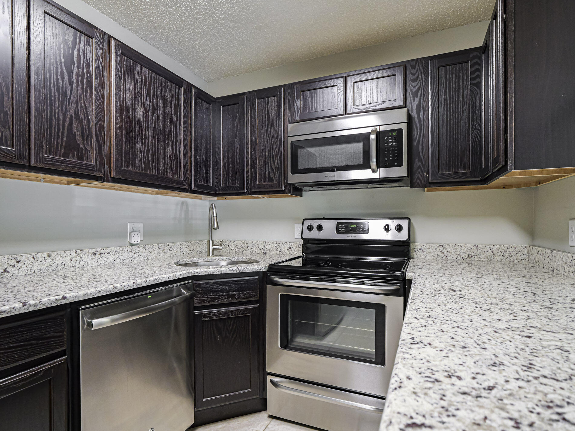 PINE RIDGE AT MARTIN DOWNS CONDO - Residential