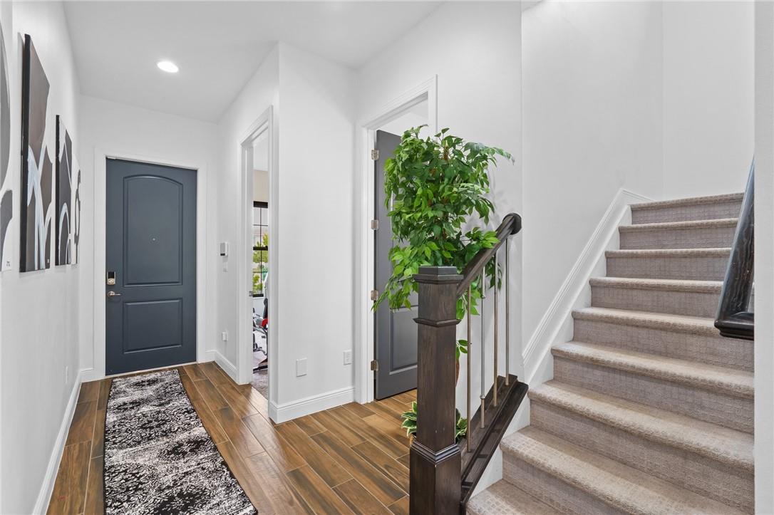 Coral Lago 182-31 B - Residential