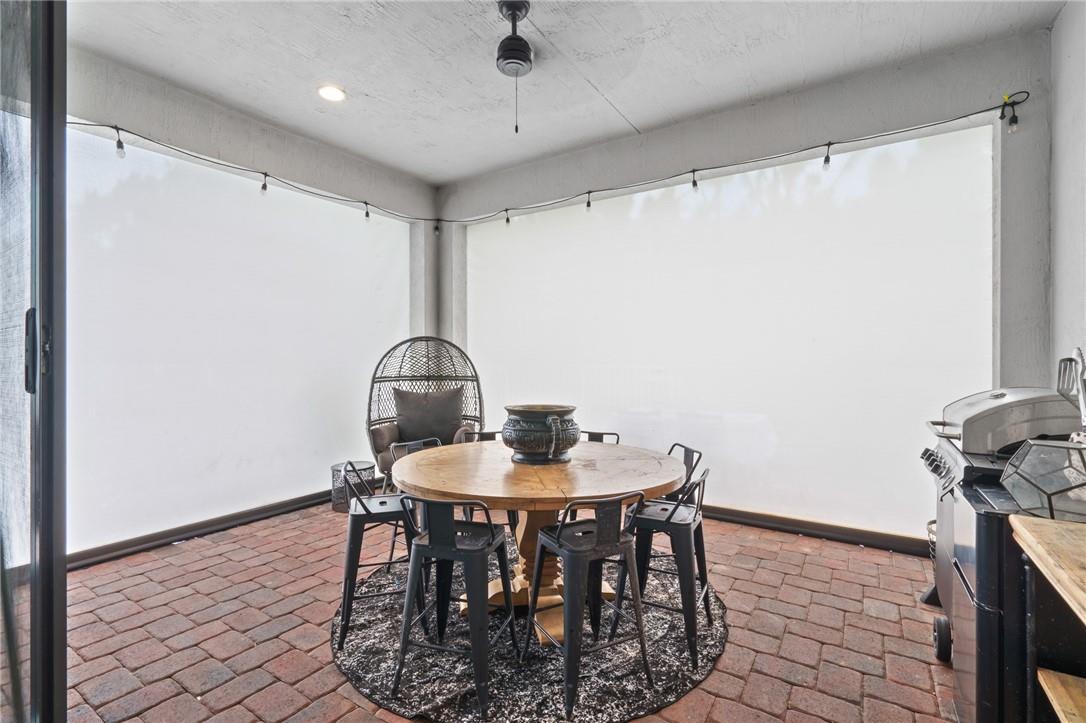 Coral Lago 182-31 B - Residential