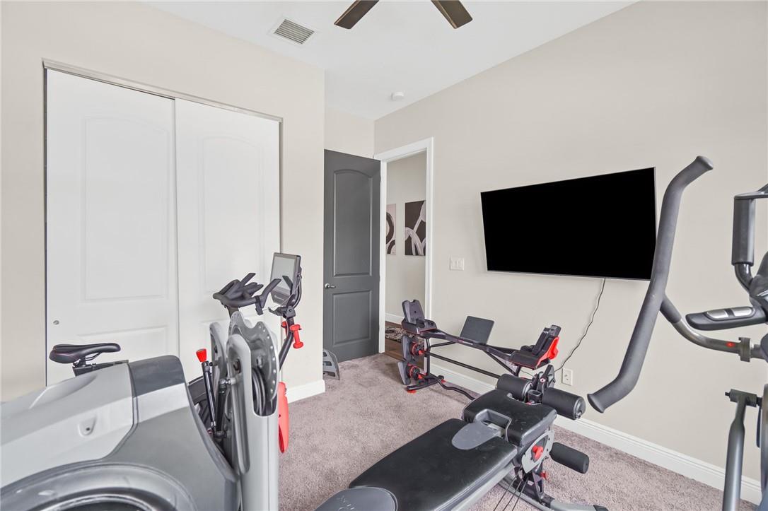 Coral Lago 182-31 B - Residential