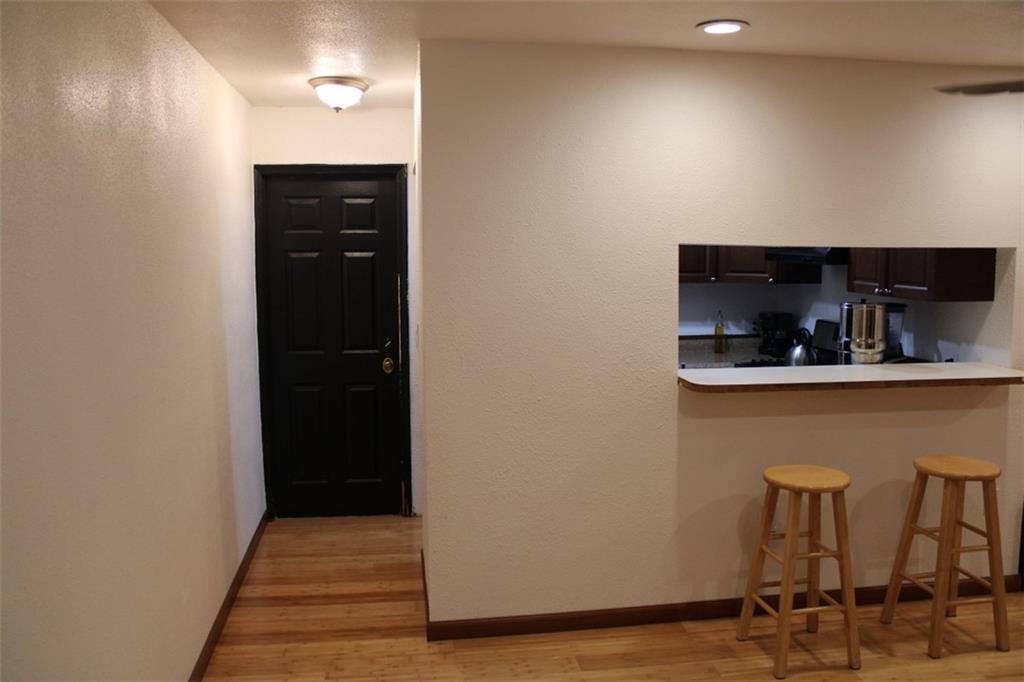 OVERTOWN VILLAS - Residential