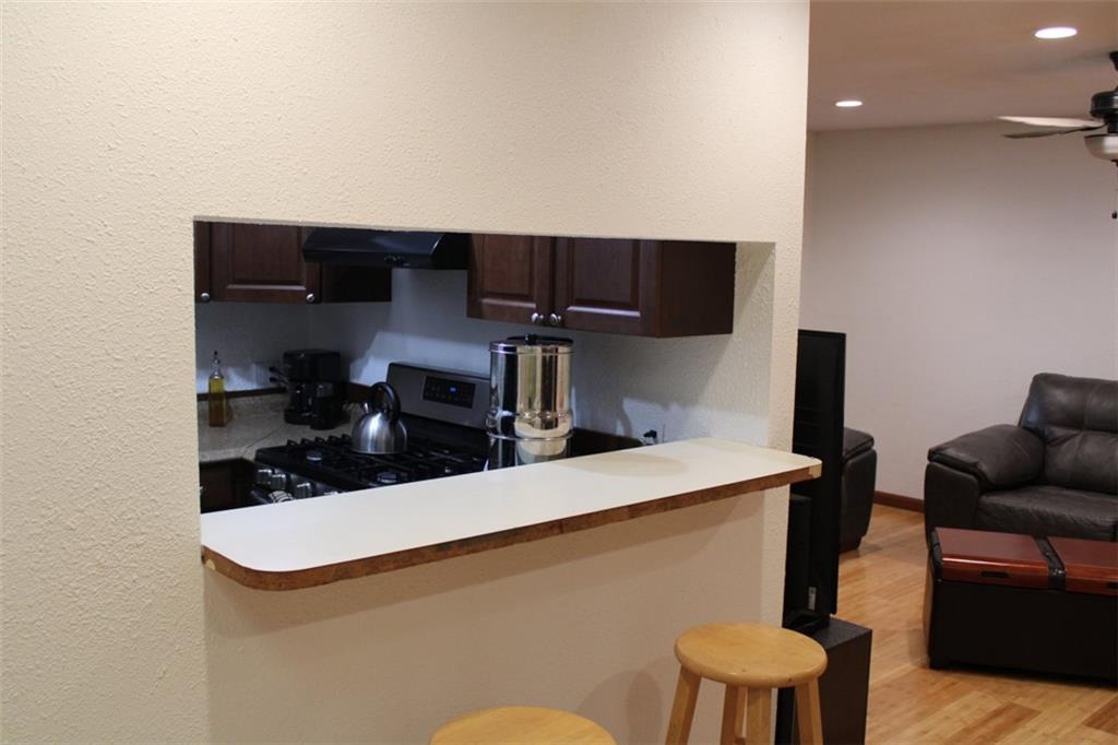 OVERTOWN VILLAS - Residential