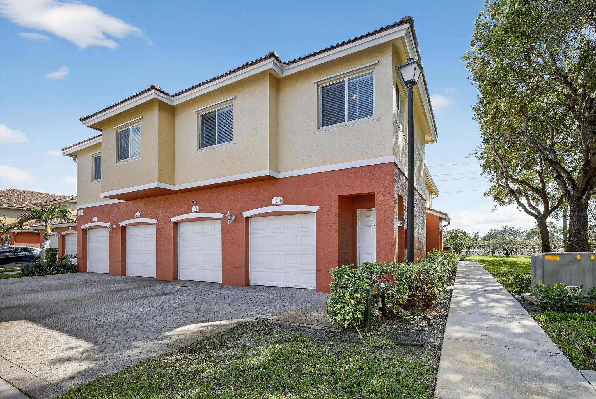 VILLAS OF PALOMINO - Residential