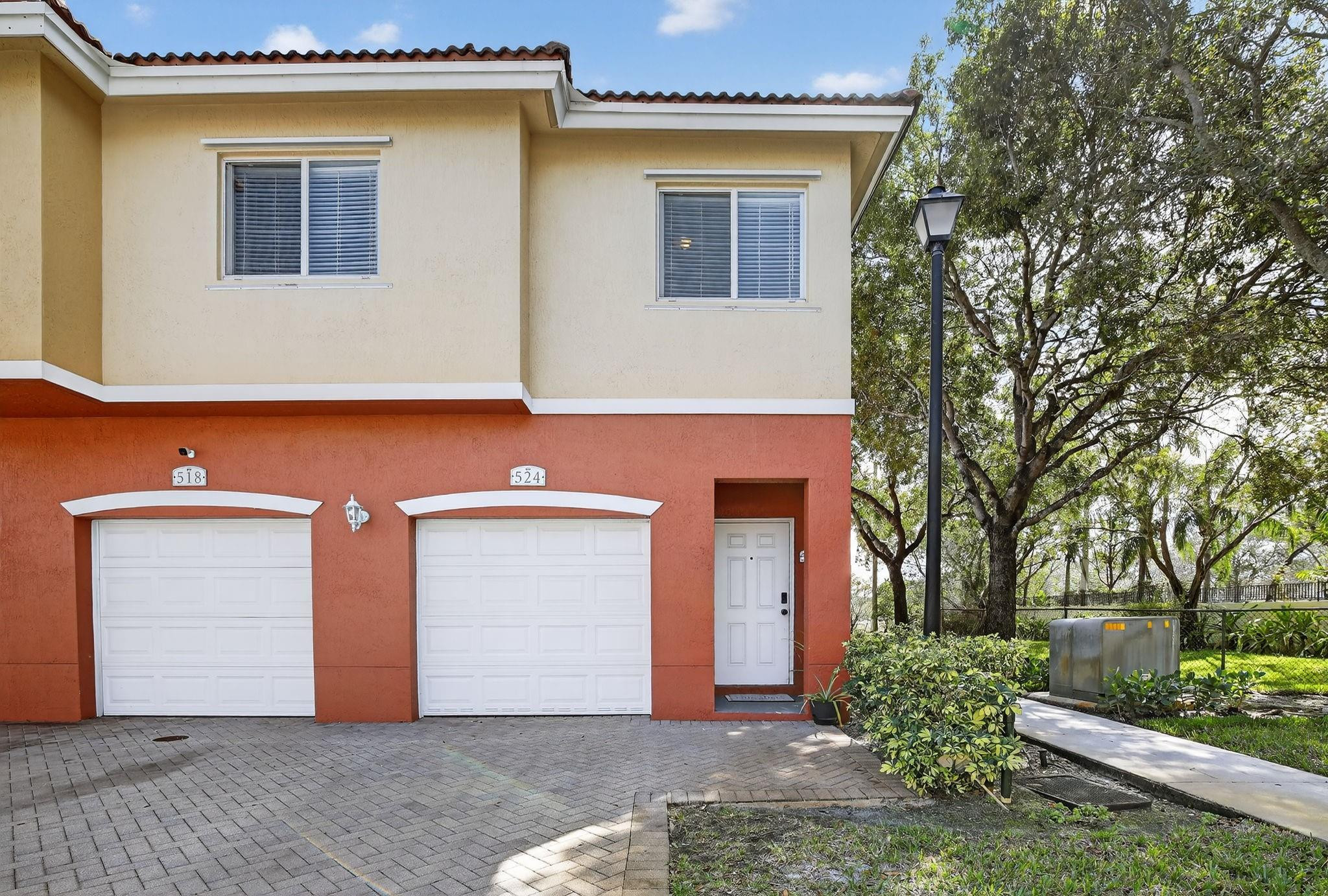 PRICED TO SELL. Appraised for $330k! $10k CLOSING CREDIT!  Welcome home to this beautifully updated 2/2 coach home in the gated community of Villas of Palomino in Davie. This residence offers a spacious layout with the perfect blend of comfort & convenience. Enjoy the ease of an attached garage plus driveway parking for 2 additional vehicles. Freshly painted, tile & brand-new vinyl flooring for a clean, contemporary feel. The kitchen is equipped w/ newer appliances, a state-of-the-art smart fridge with an interactive screen—perfect for notes & grocery lists. Enjoy a well-maintained community with a pool. Centrally located just minutes from NSU, grocery, dining, shopping, & beaches. This home is near Florida T-pike & freeways & offers unbeatable convenience . Don't miss this opportunity!
