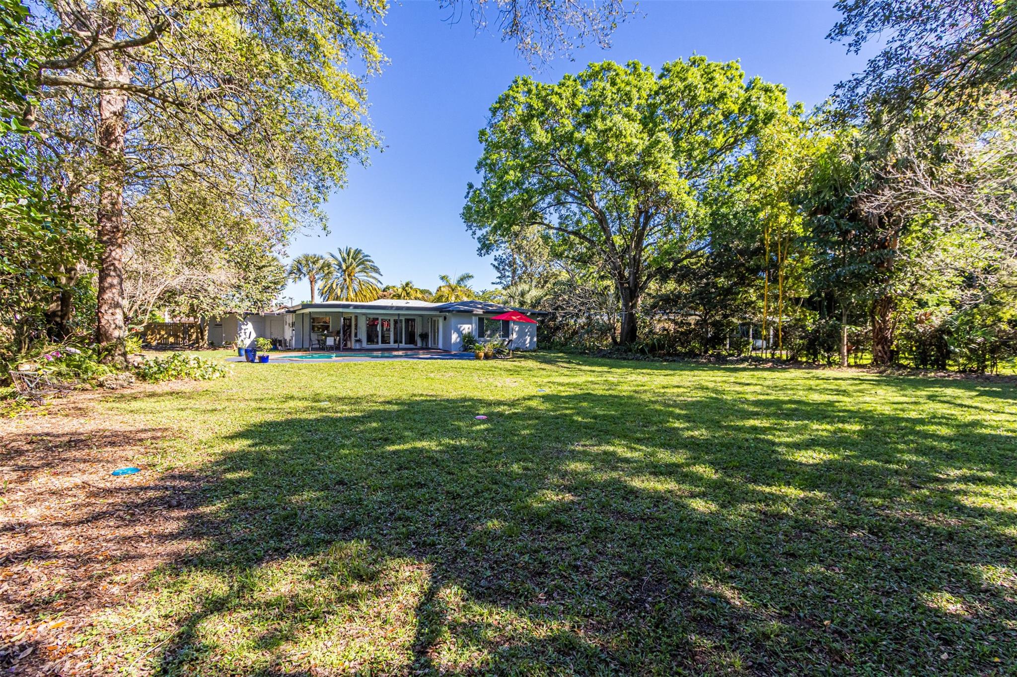 Country Club Estates - Residential