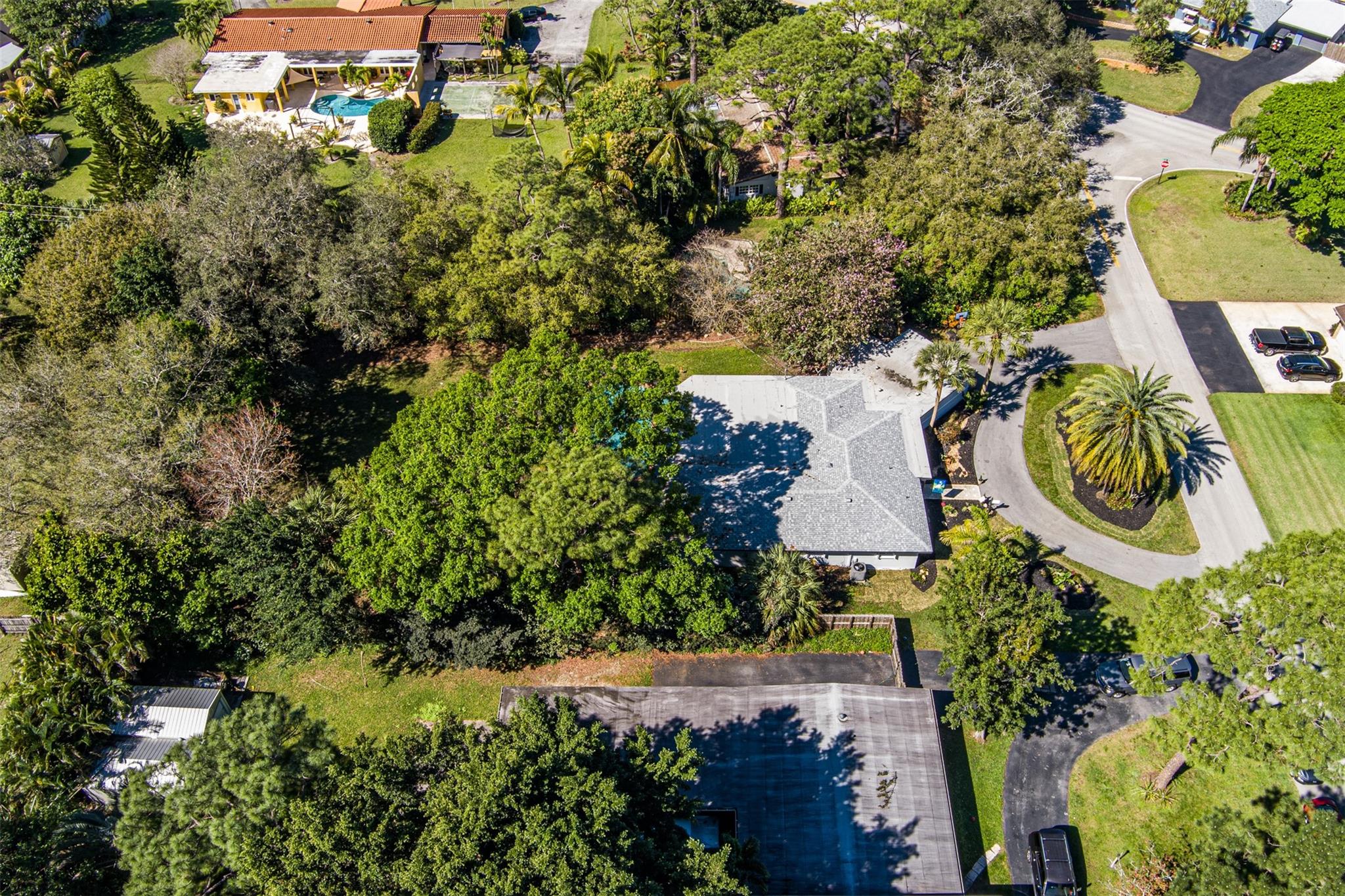 Country Club Estates - Residential