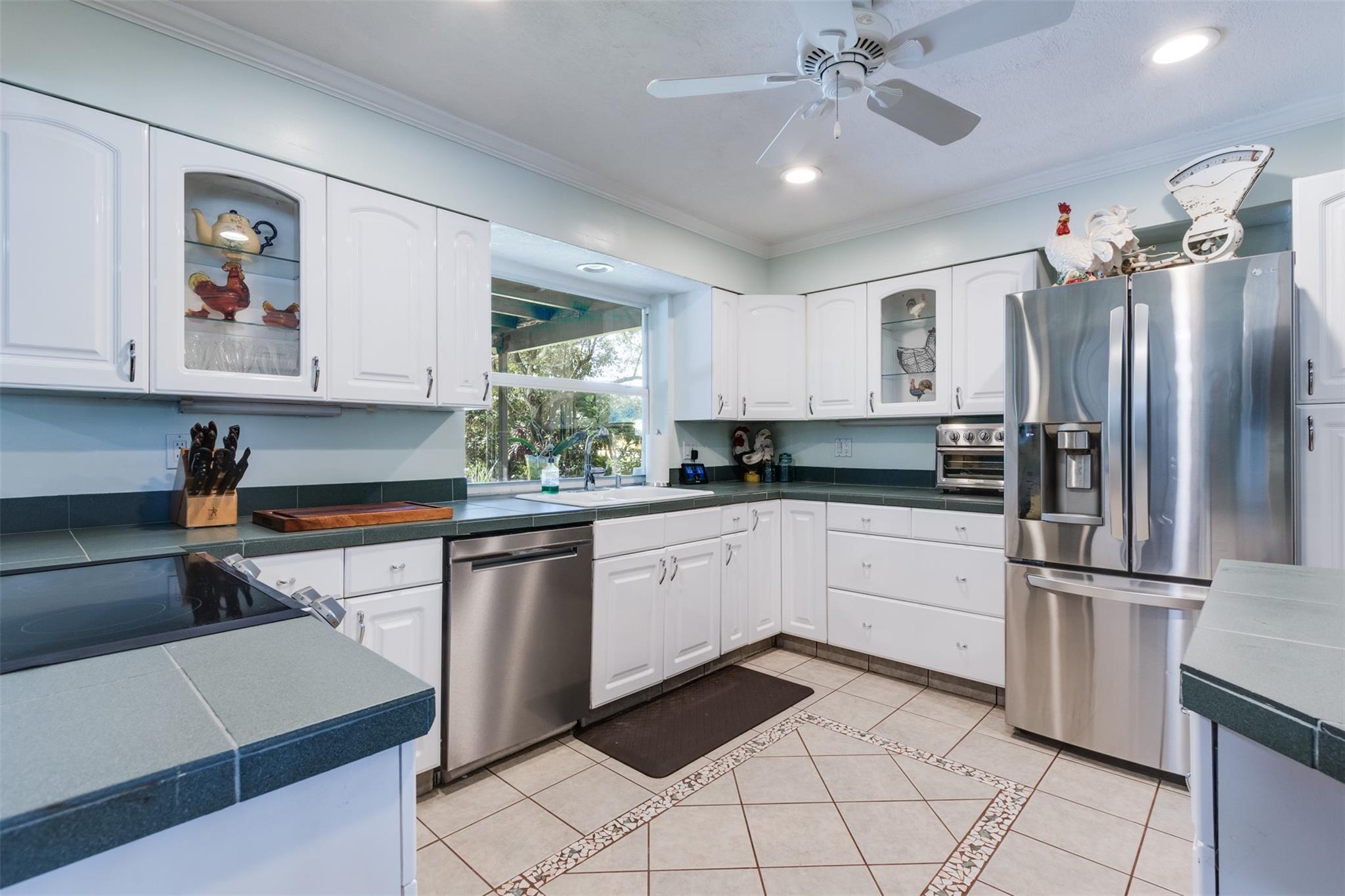 Country Club Estates - Residential