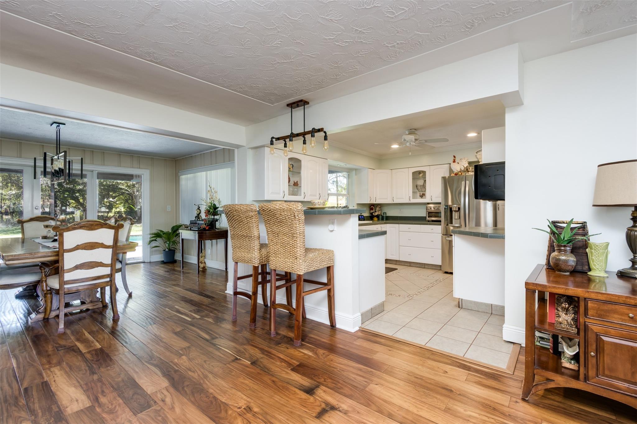 Country Club Estates - Residential