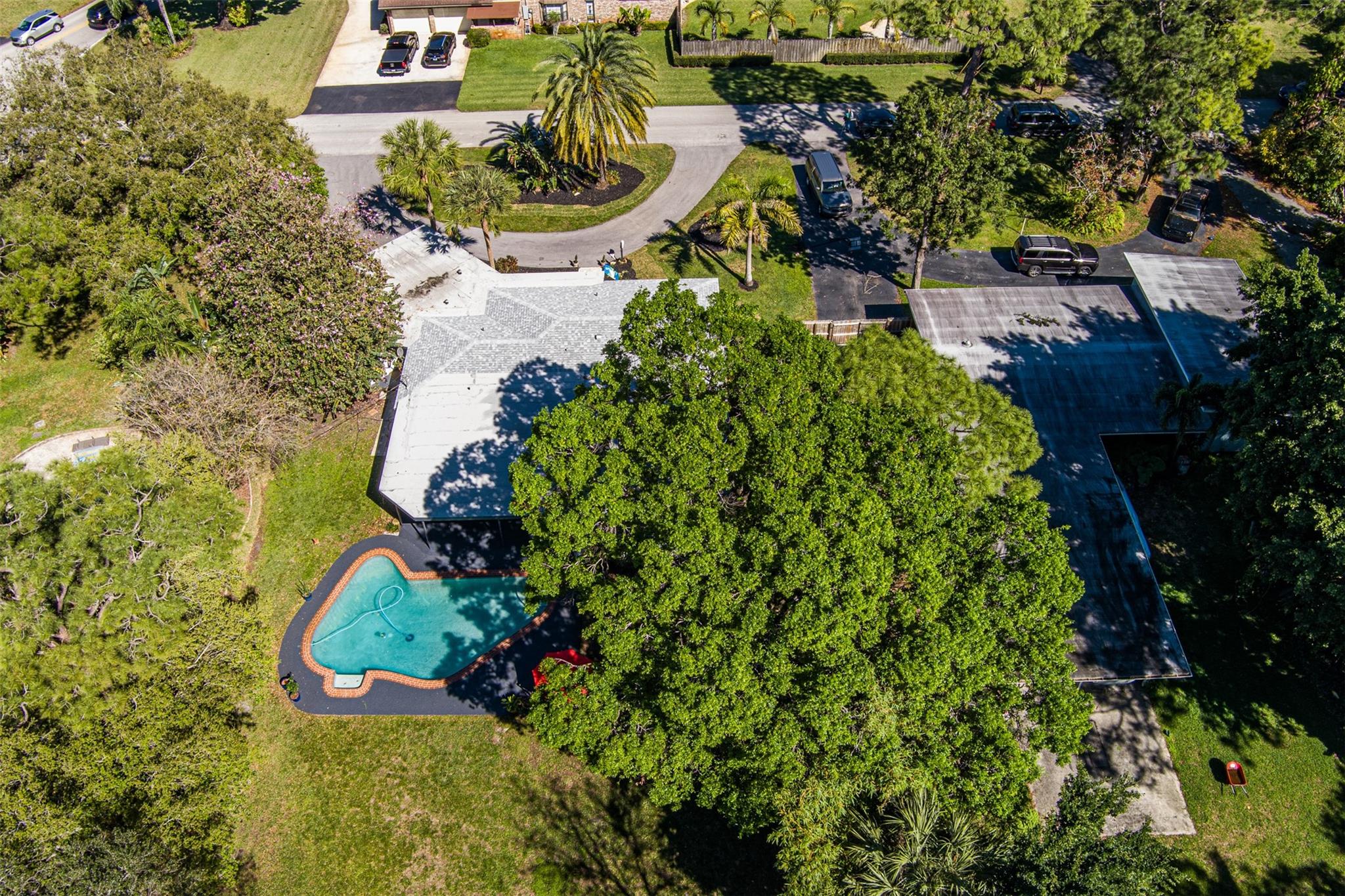 Country Club Estates - Residential