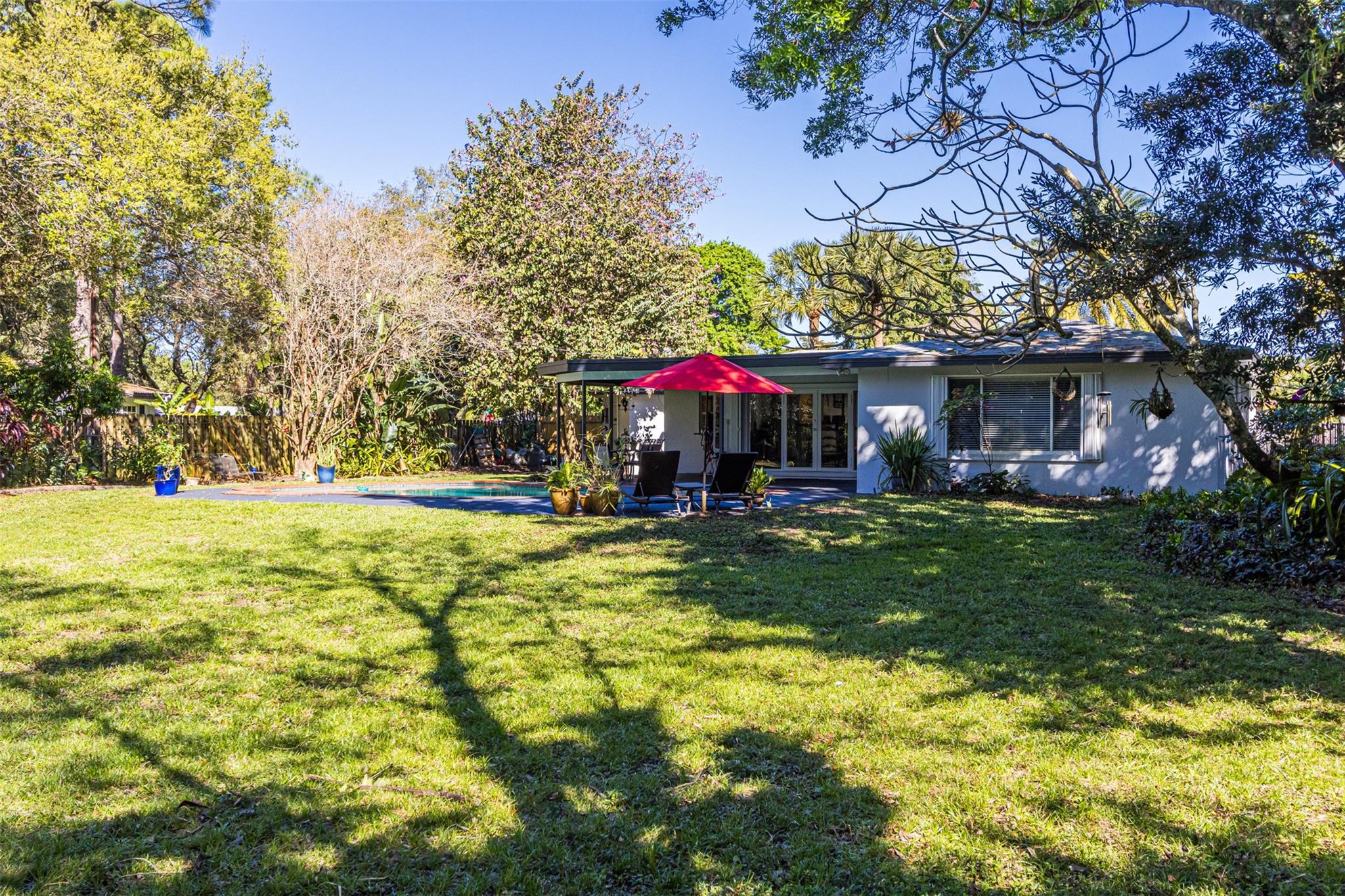 Country Club Estates - Residential