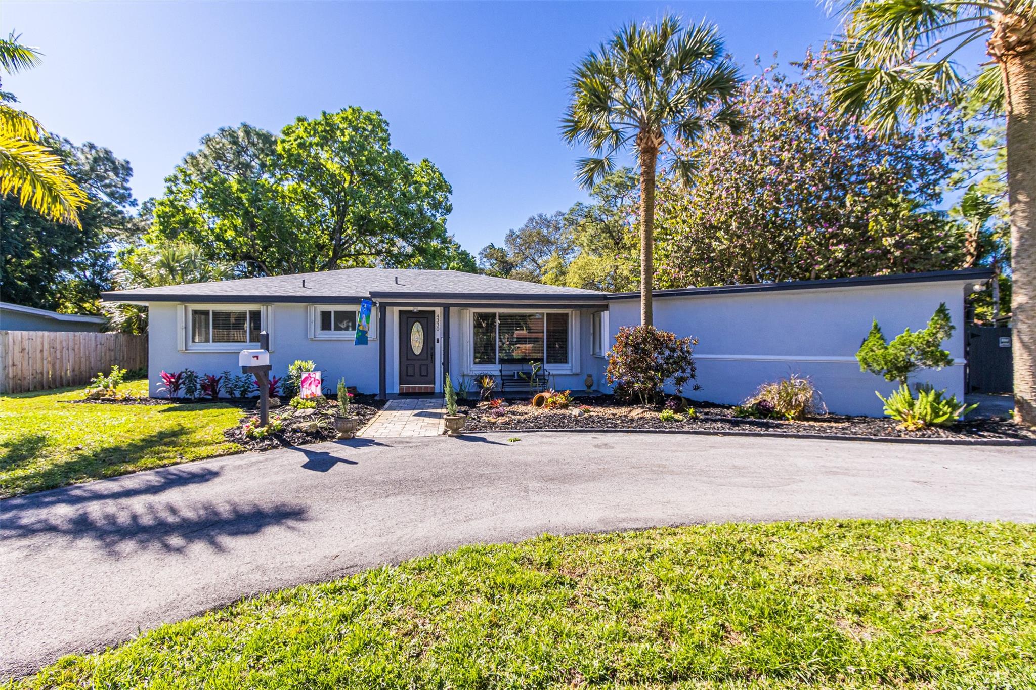 Country Club Estates - Residential