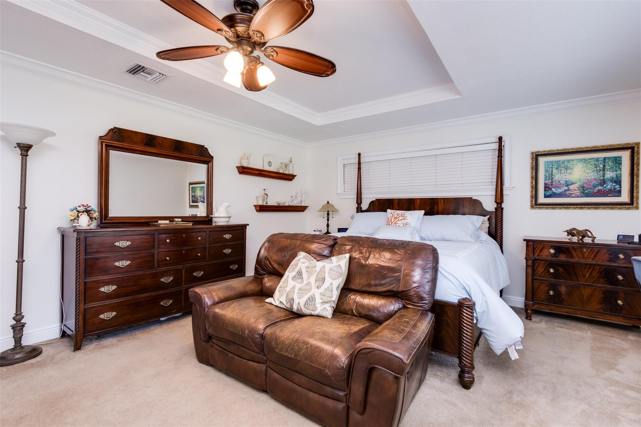 Country Club Estates - Residential