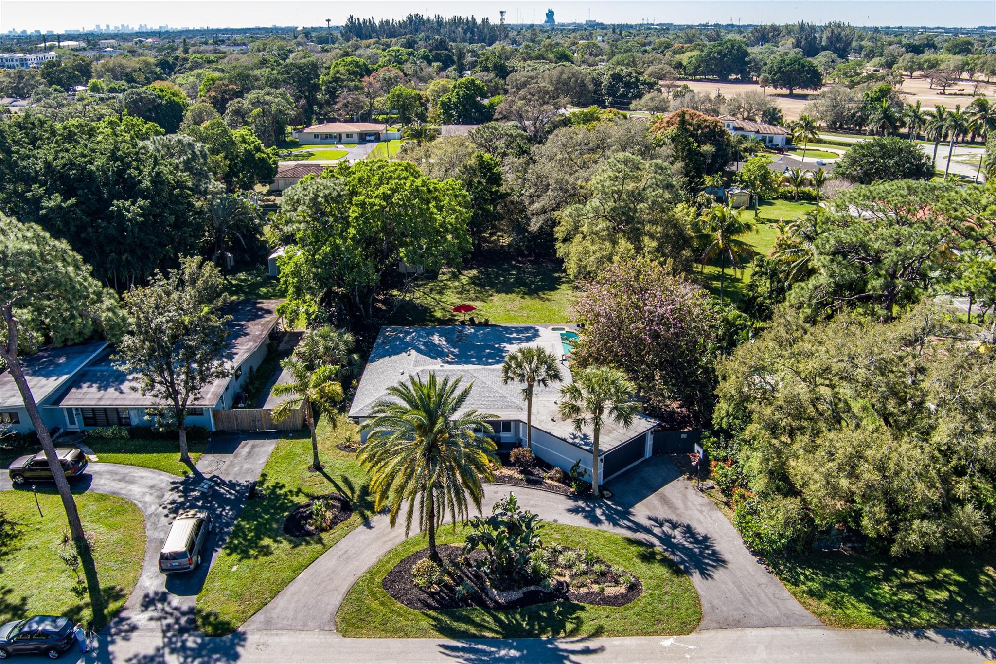 Country Club Estates - Residential