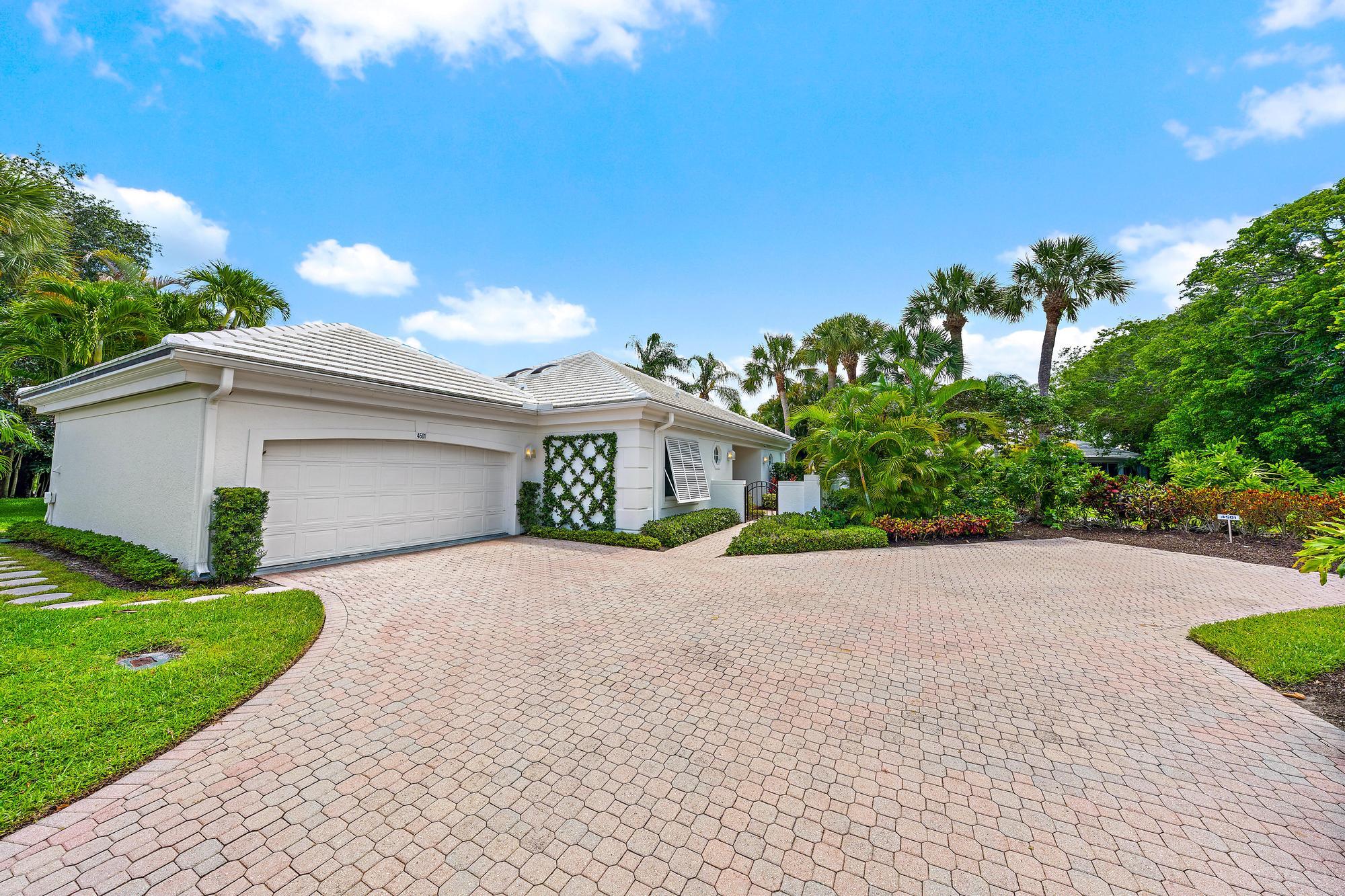 Admirals Cove - Residential