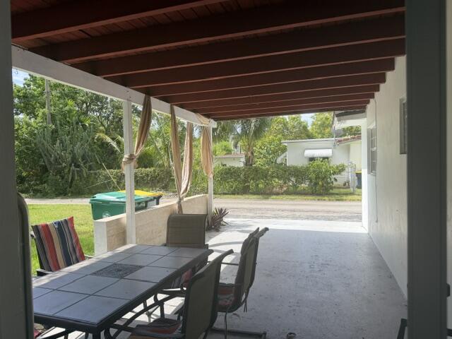 ROYAL PALM VISTA - Residential
