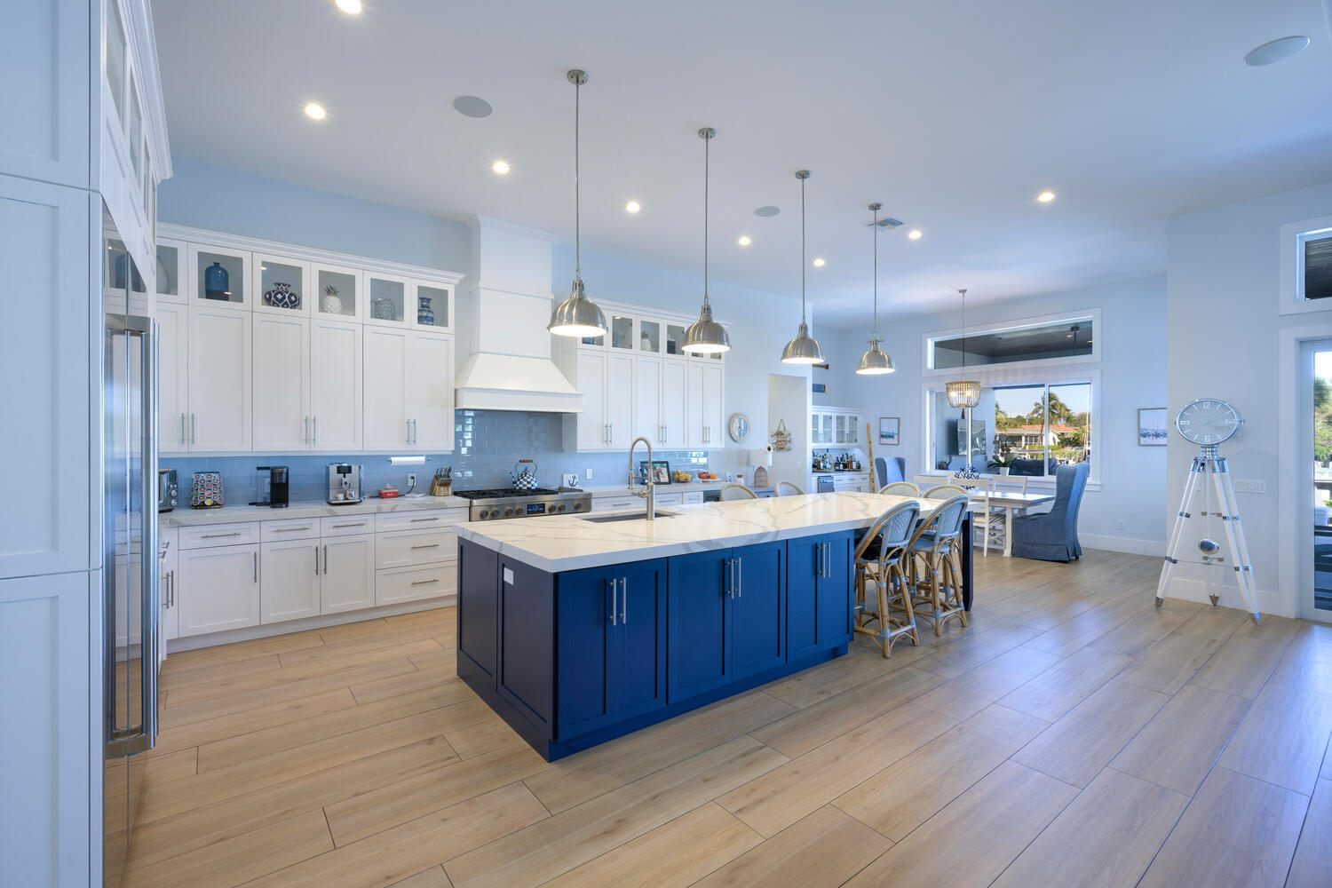 NORTH PALM BEACH VILLAGE OF 6 - Residential