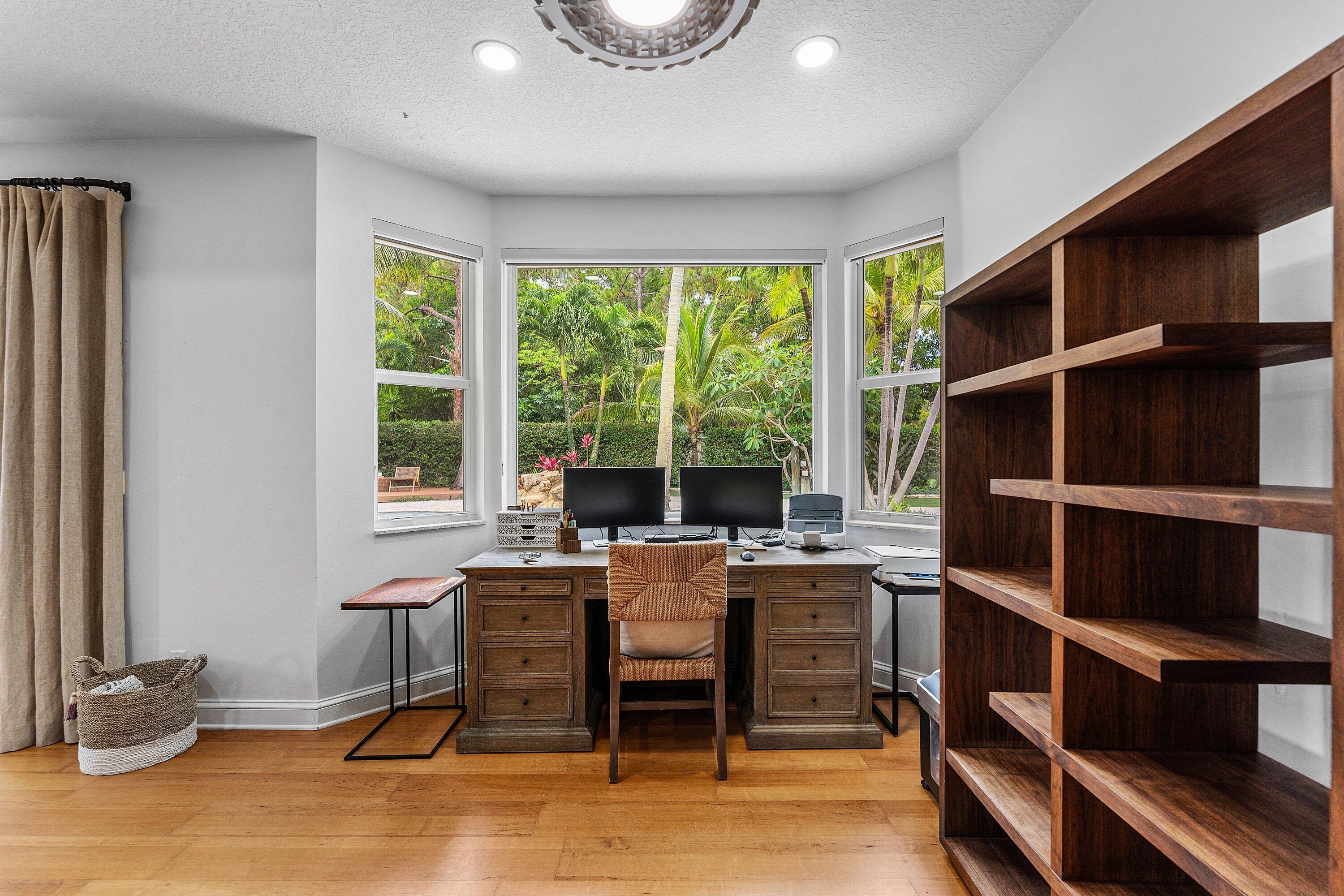 HILLSBORO PARK - Residential