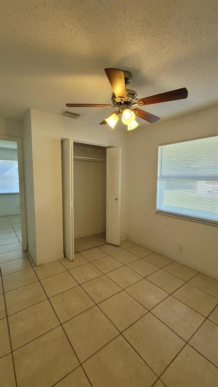 HOLLYWOOD LITTLE RANCHES - Residential Lease