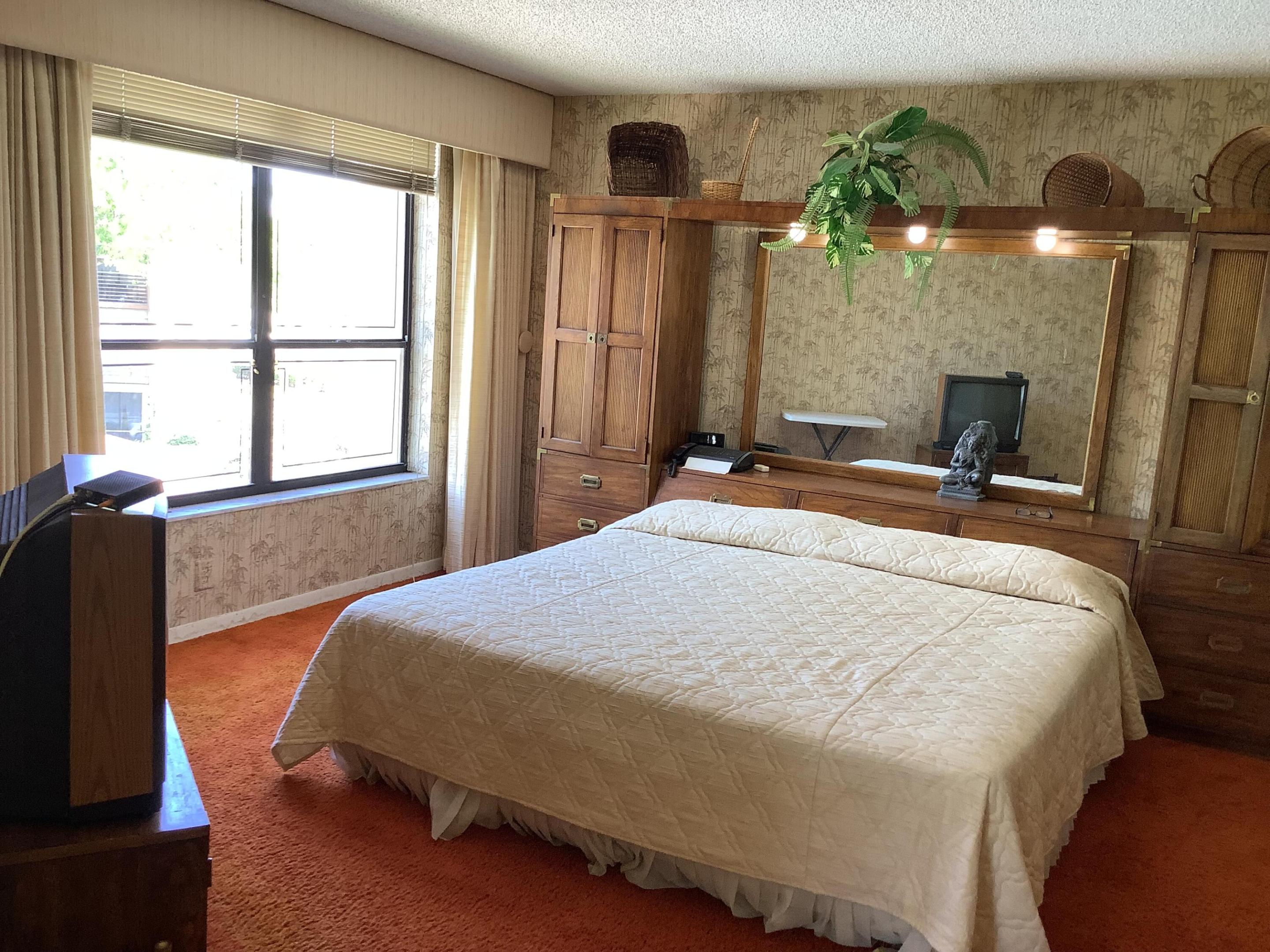 CONCORD VILLAGE CONDOMINIUM X - Residential