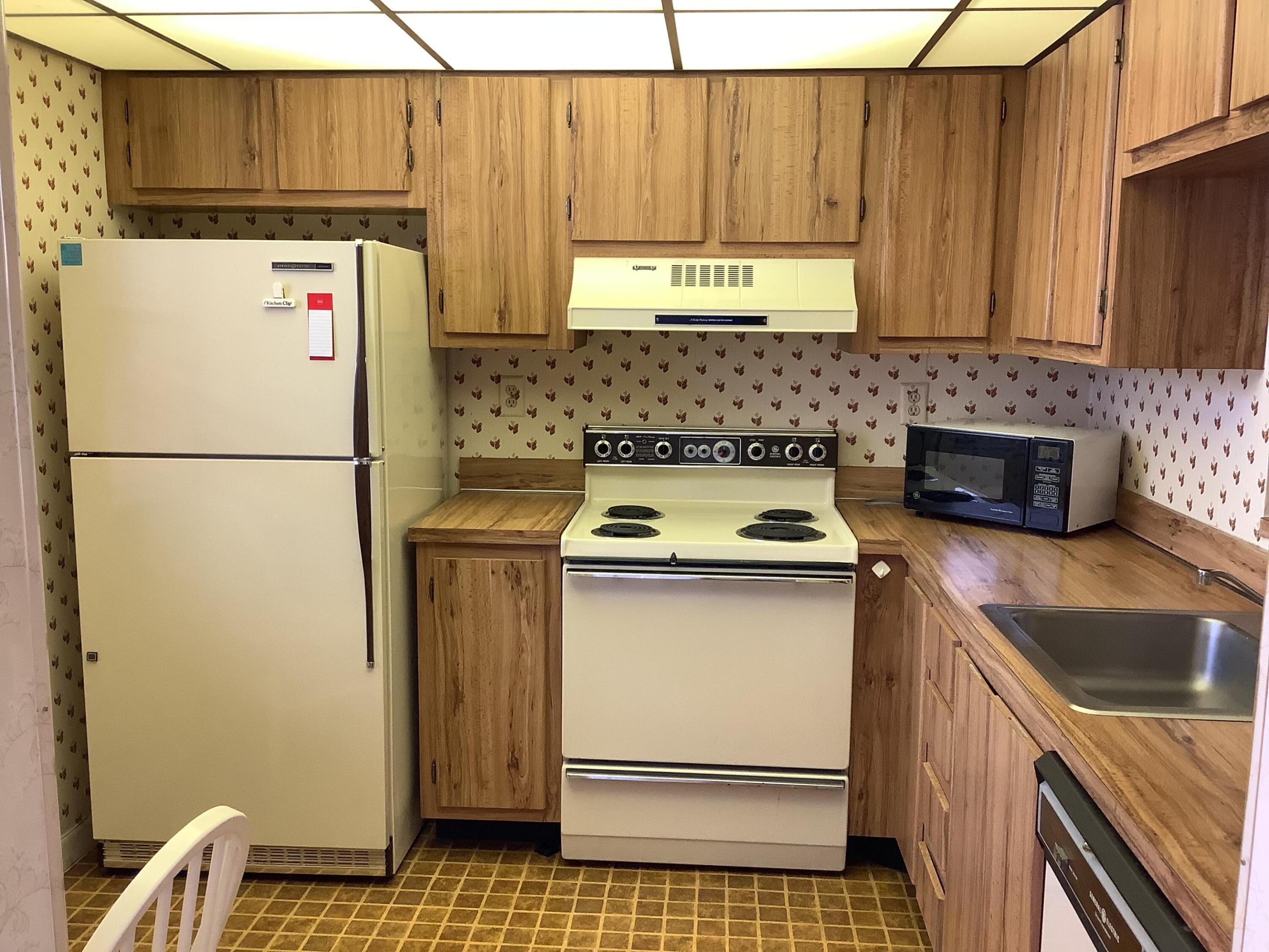 CONCORD VILLAGE CONDOMINIUM X - Residential