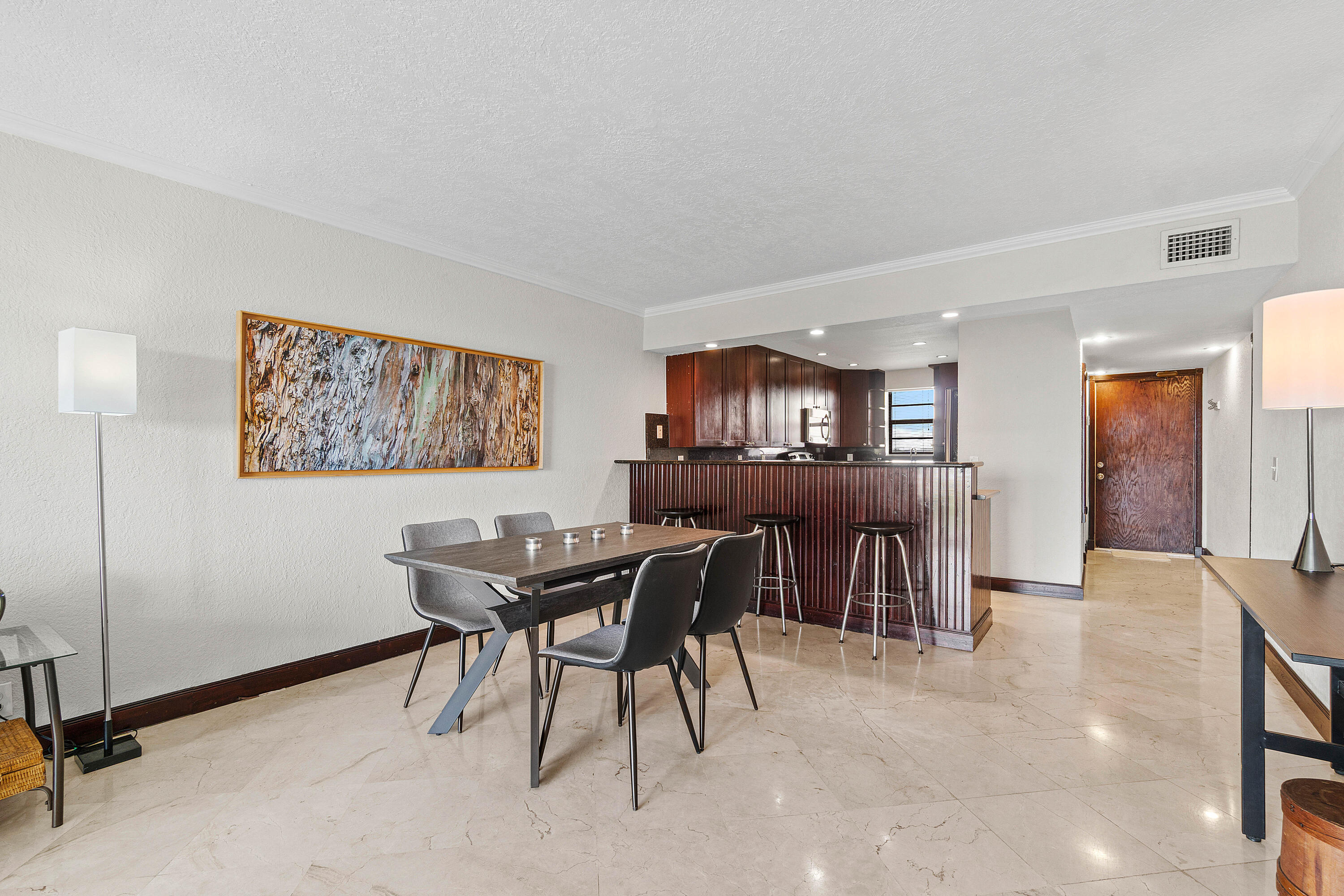 DEER CREEK COUNTRY CLUB - Residential Lease
