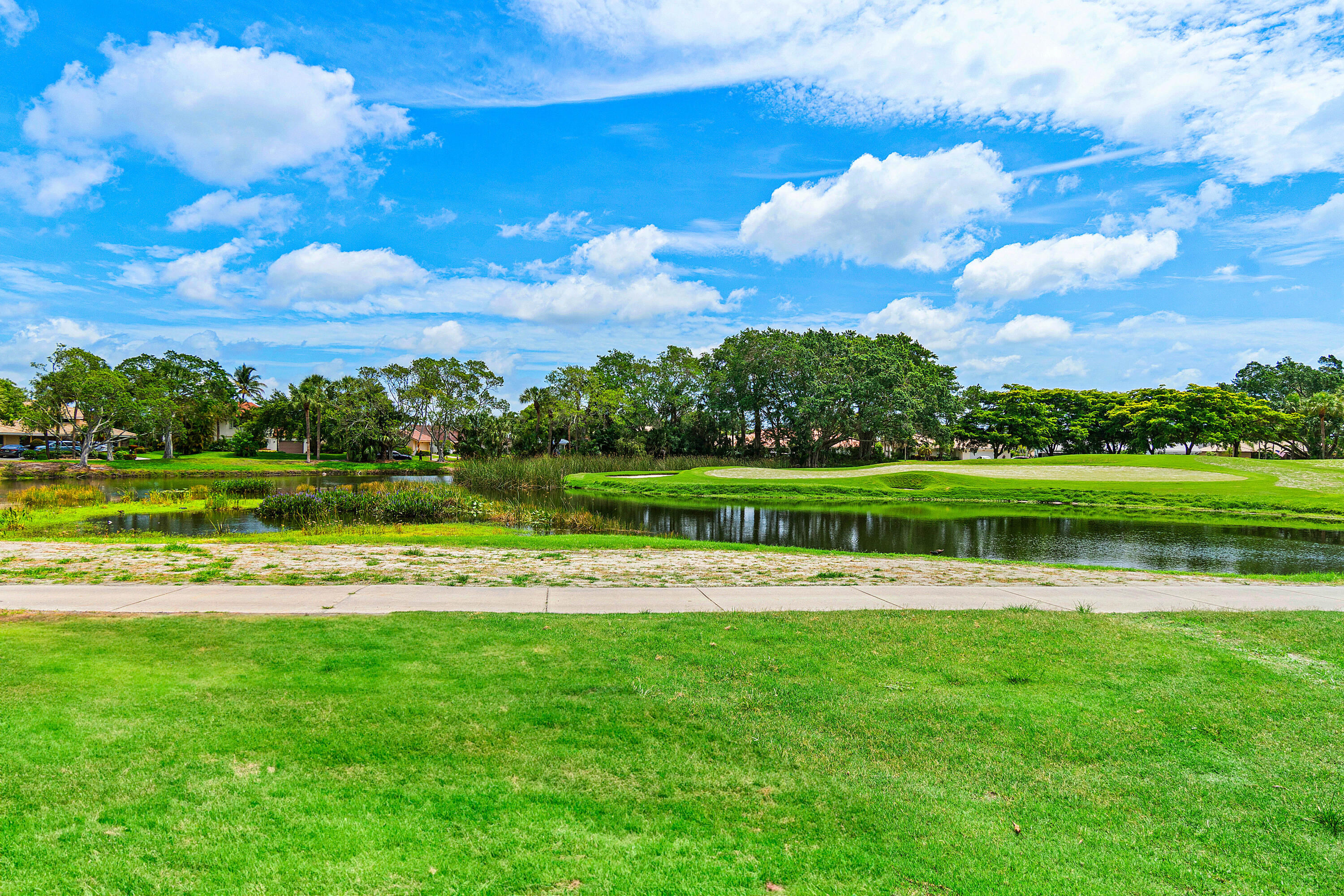 DEER CREEK COUNTRY CLUB - Residential Lease