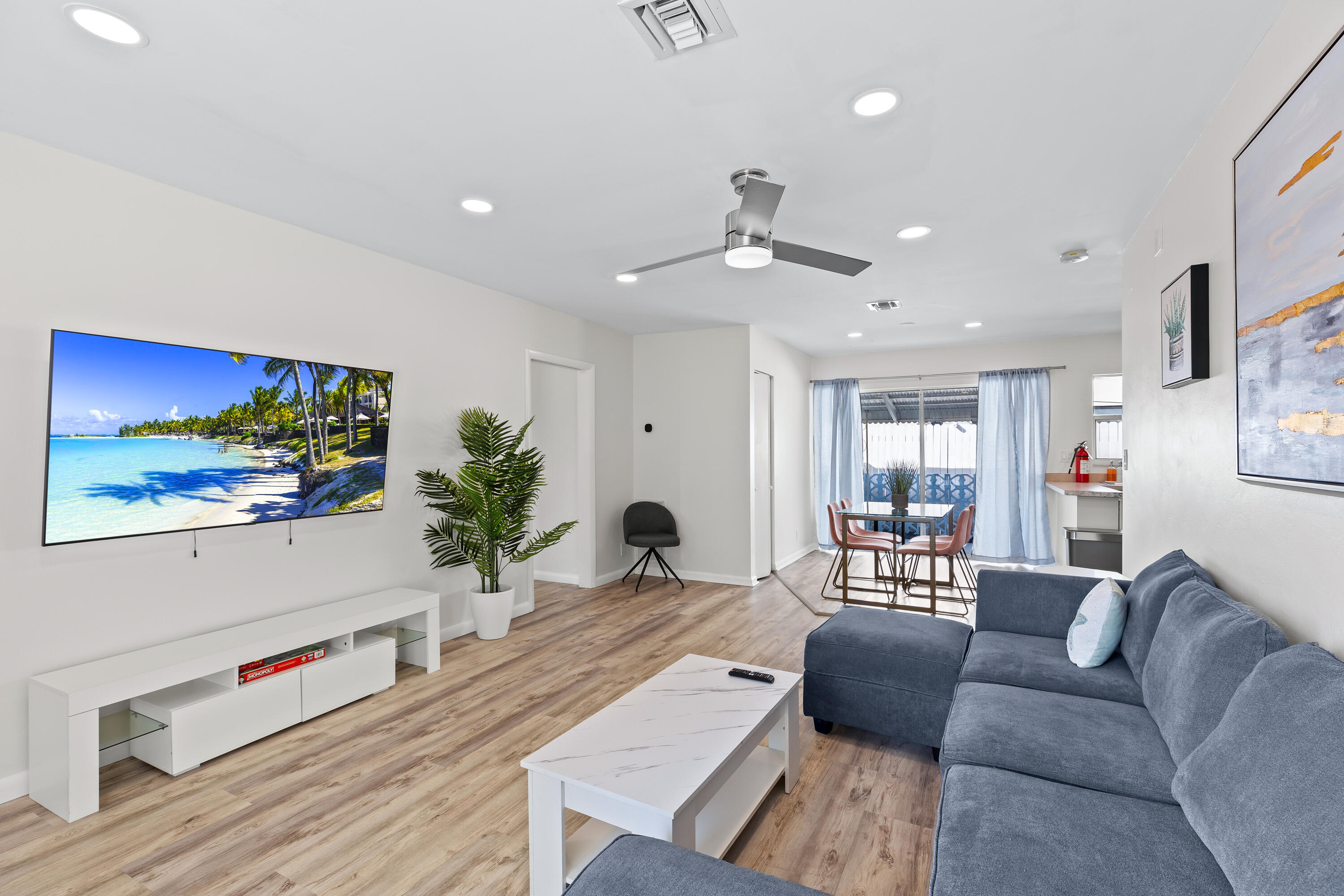 CORAL RIDGE ISLES - Residential Income
