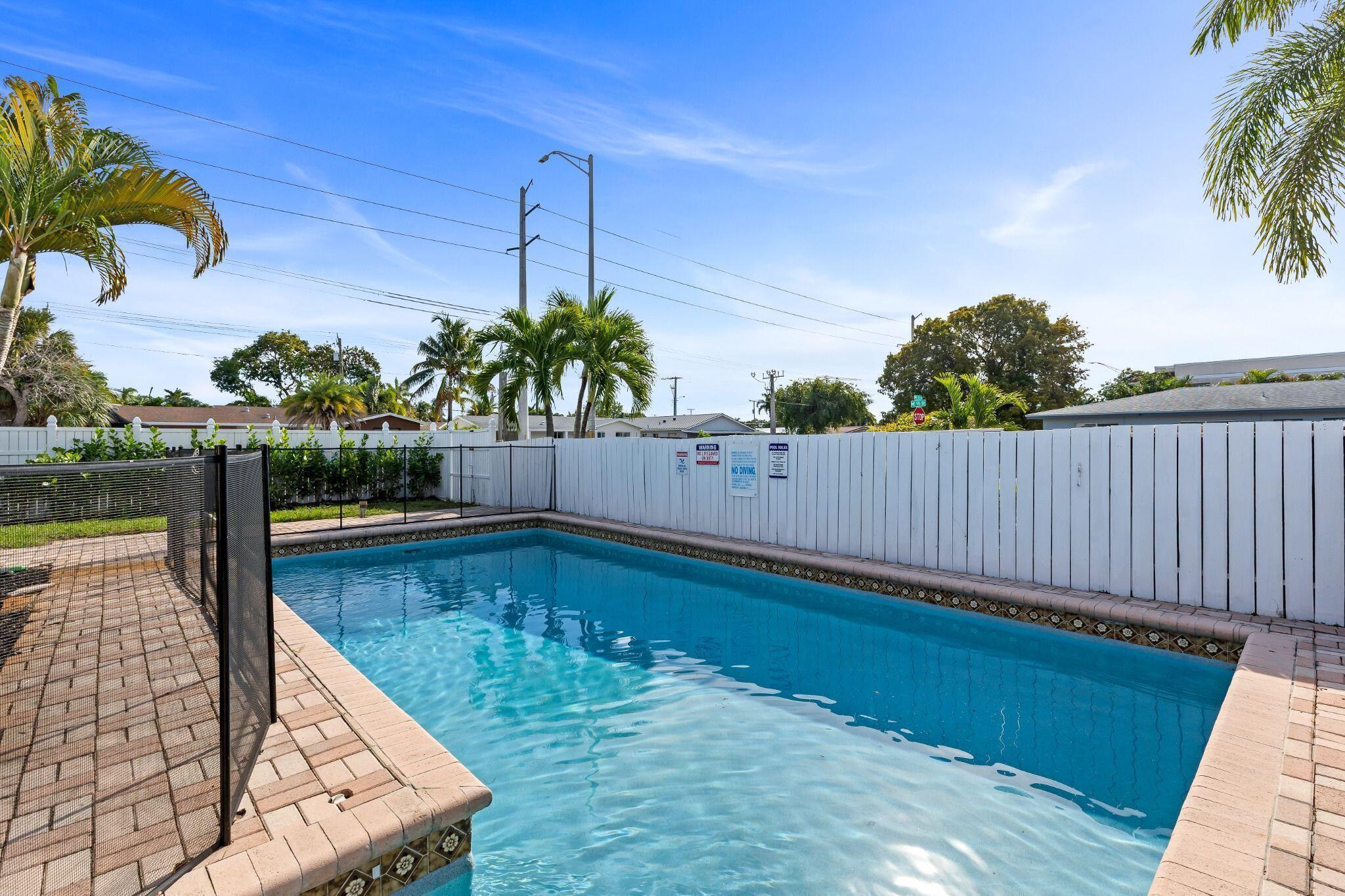 CORAL RIDGE ISLES - Residential Income