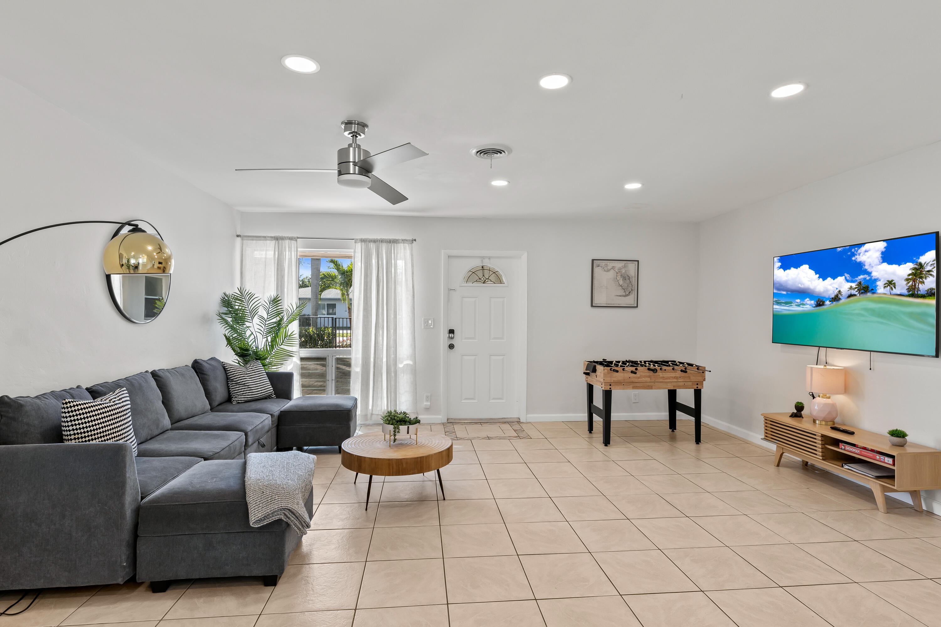 CORAL RIDGE ISLES - Residential Income