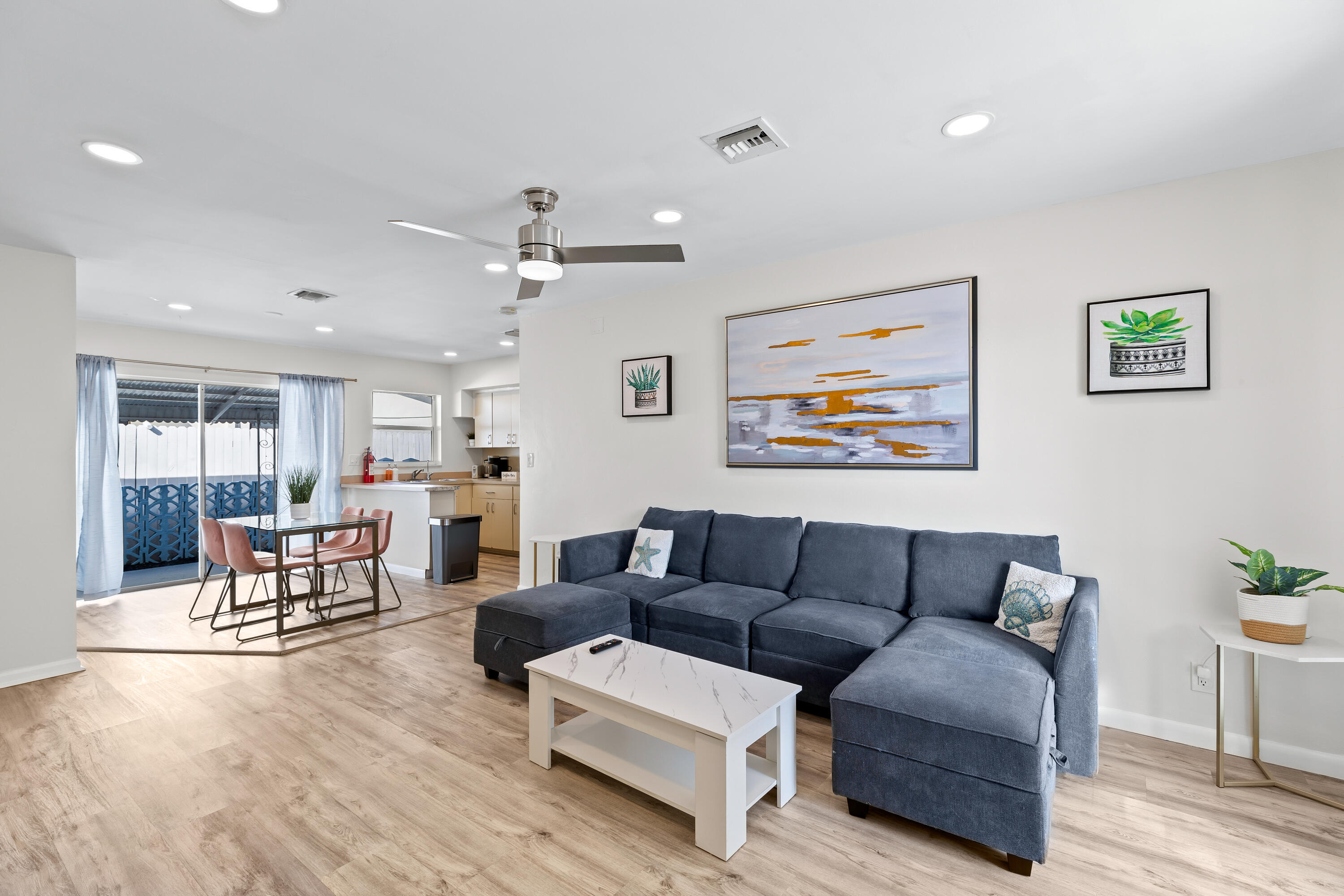 CORAL RIDGE ISLES - Residential Income