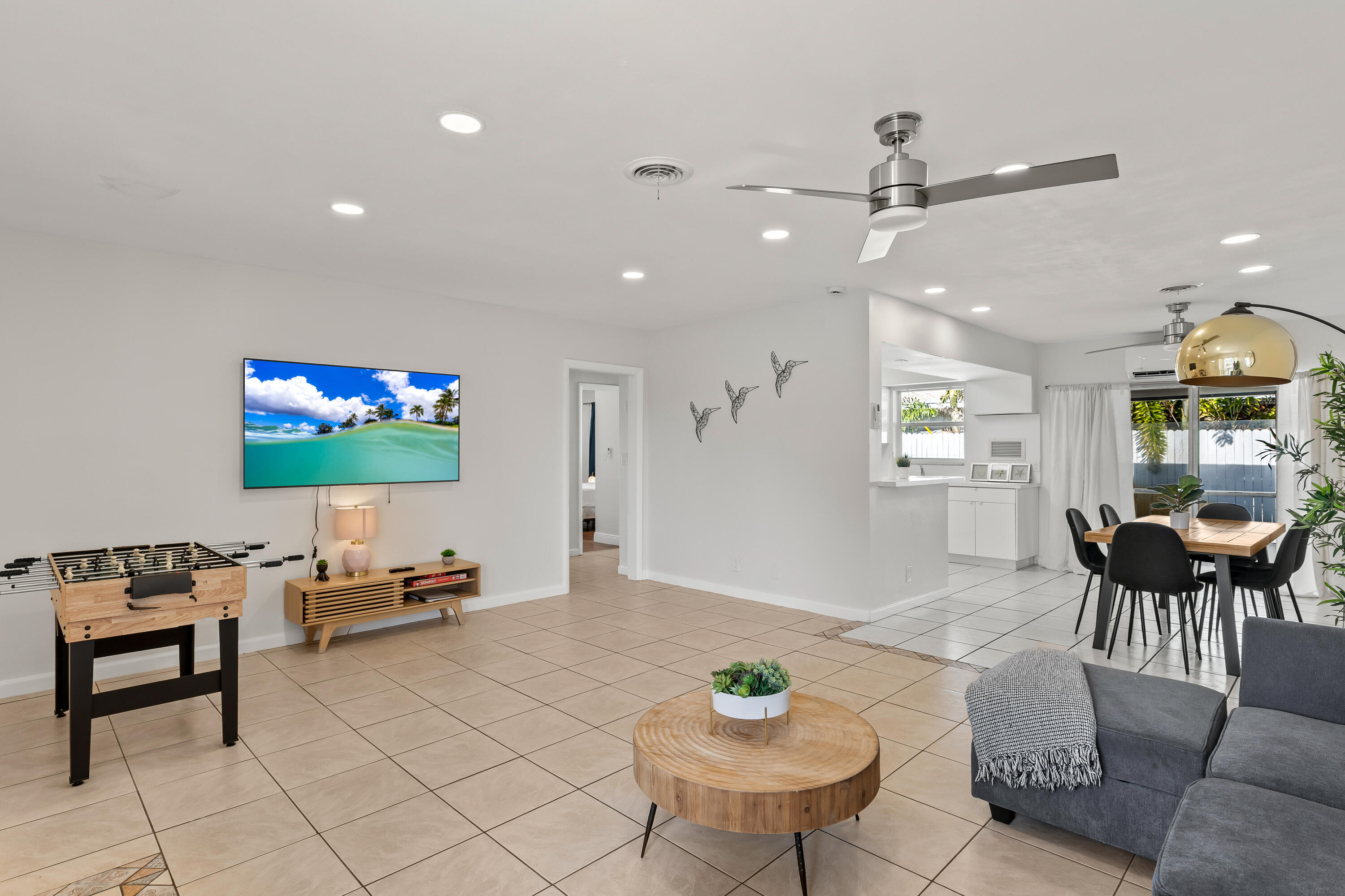 CORAL RIDGE ISLES - Residential Income