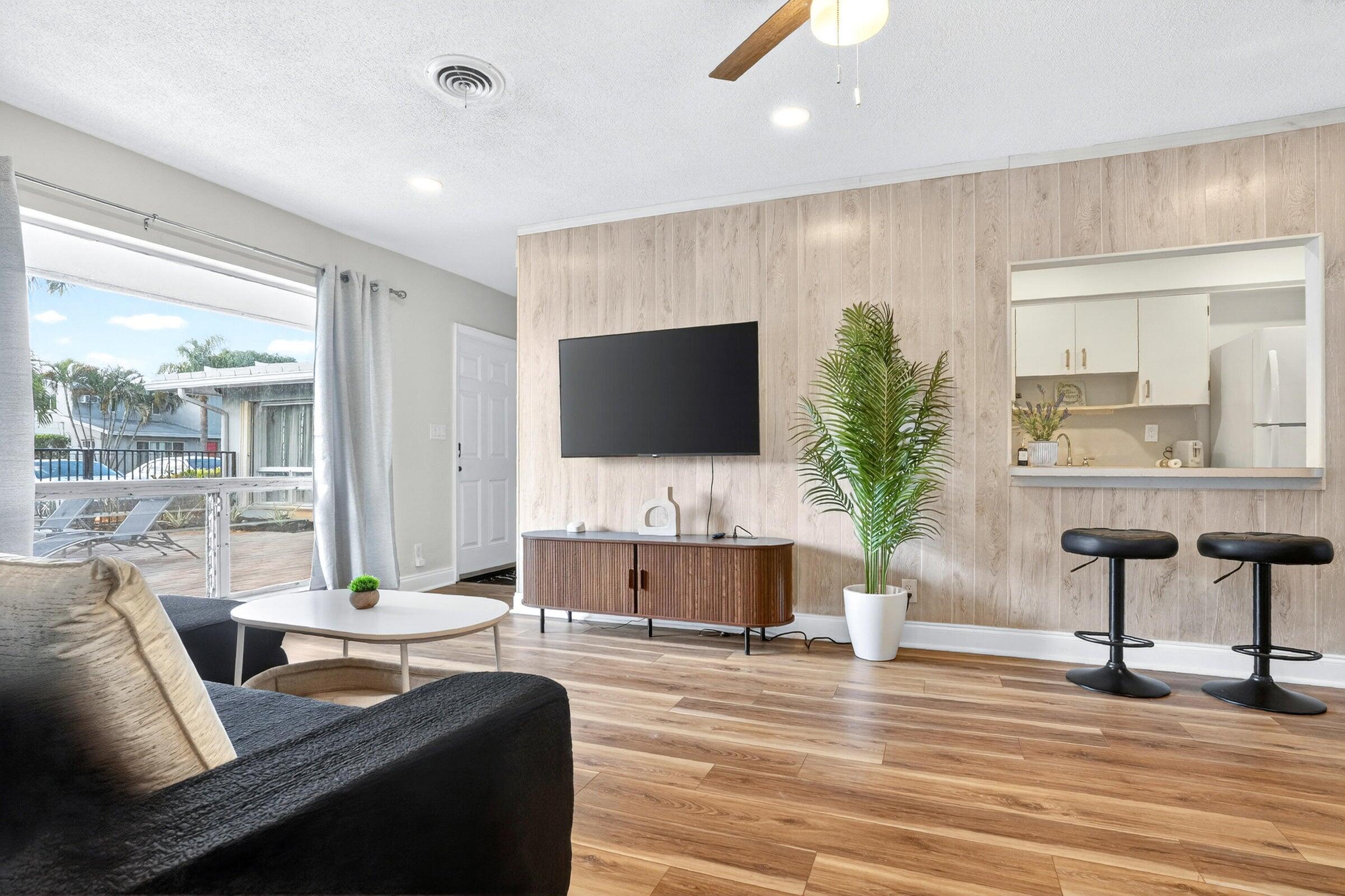 CORAL RIDGE ISLES - Residential Income