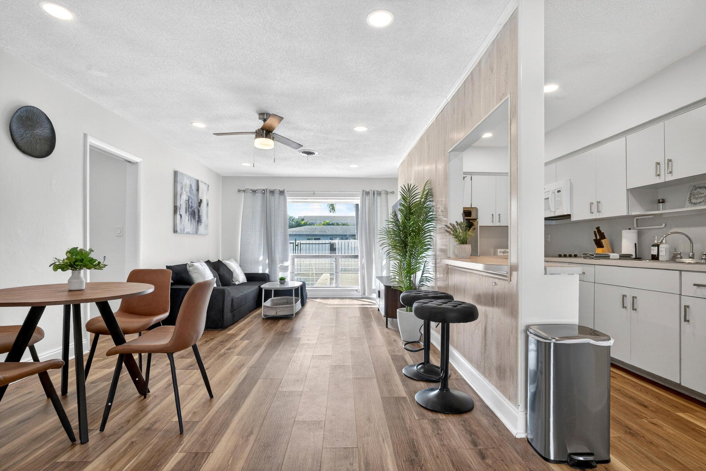 CORAL RIDGE ISLES - Residential Income