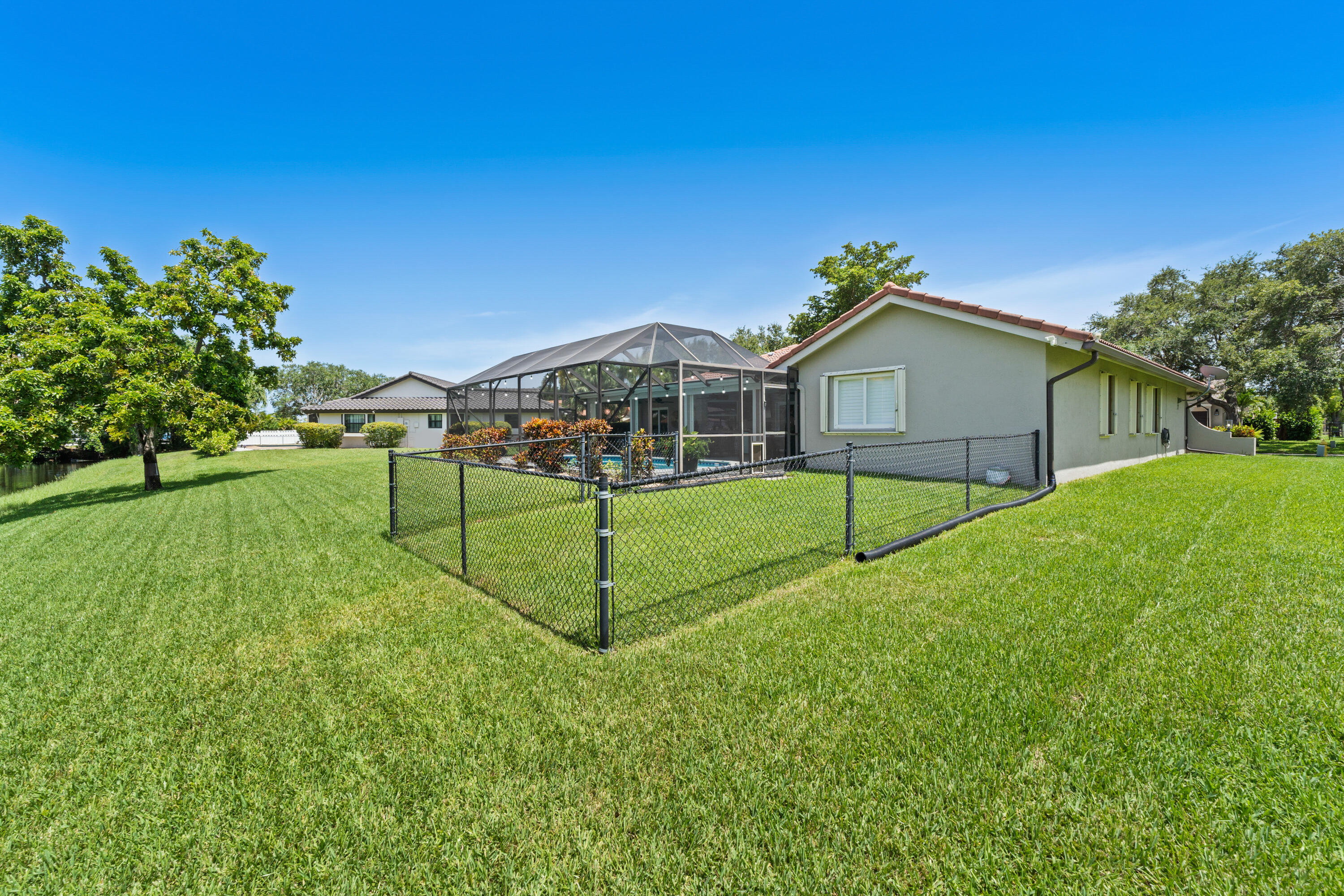 CYPRESS GLEN - Residential