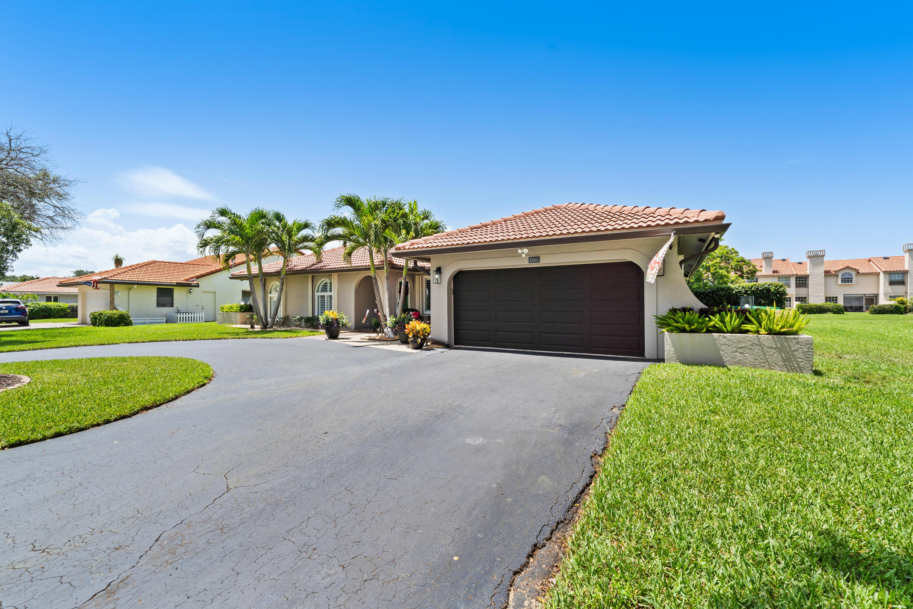 CYPRESS GLEN - Residential