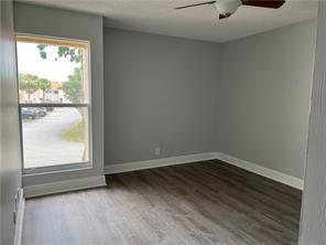 Spacious 4bedroom/2.5bathroom townhouse with over 2000SF living spaces. One-car attached Garage. Modern laminate vinyl flooring throughout. impact windows. Newer air conditioning system. Convenient location. Good schools district. Additional 2 Parking spaces in front of unit.