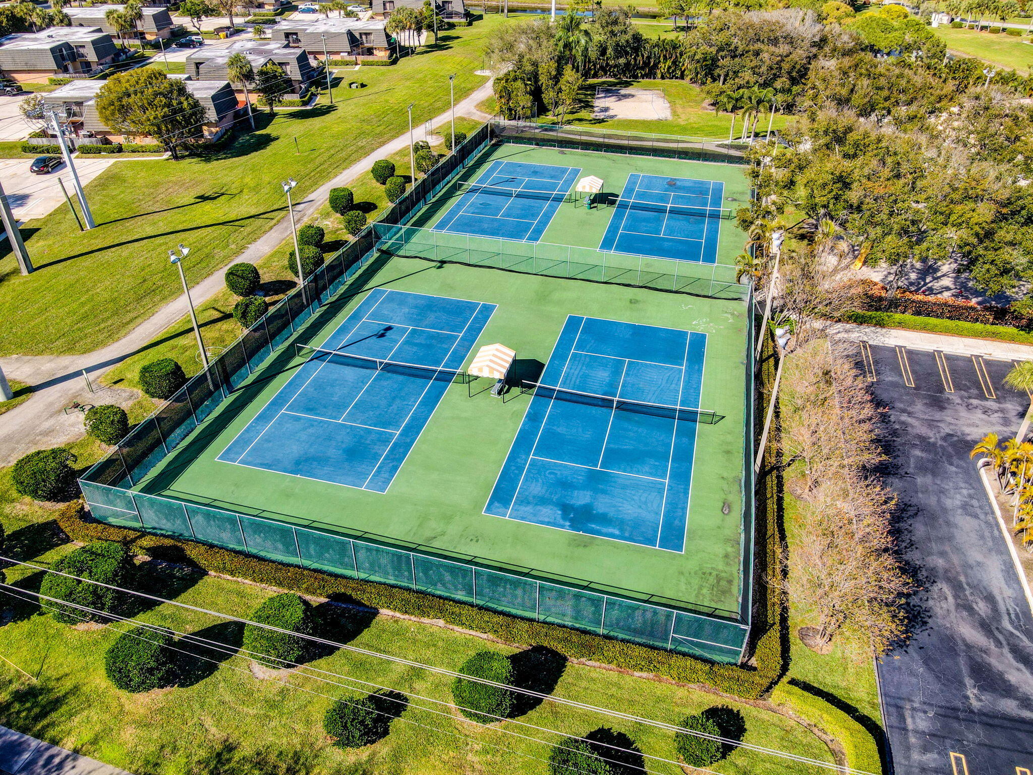 VILLAGE OF SANDALWOOD LAKES 3 - Residential